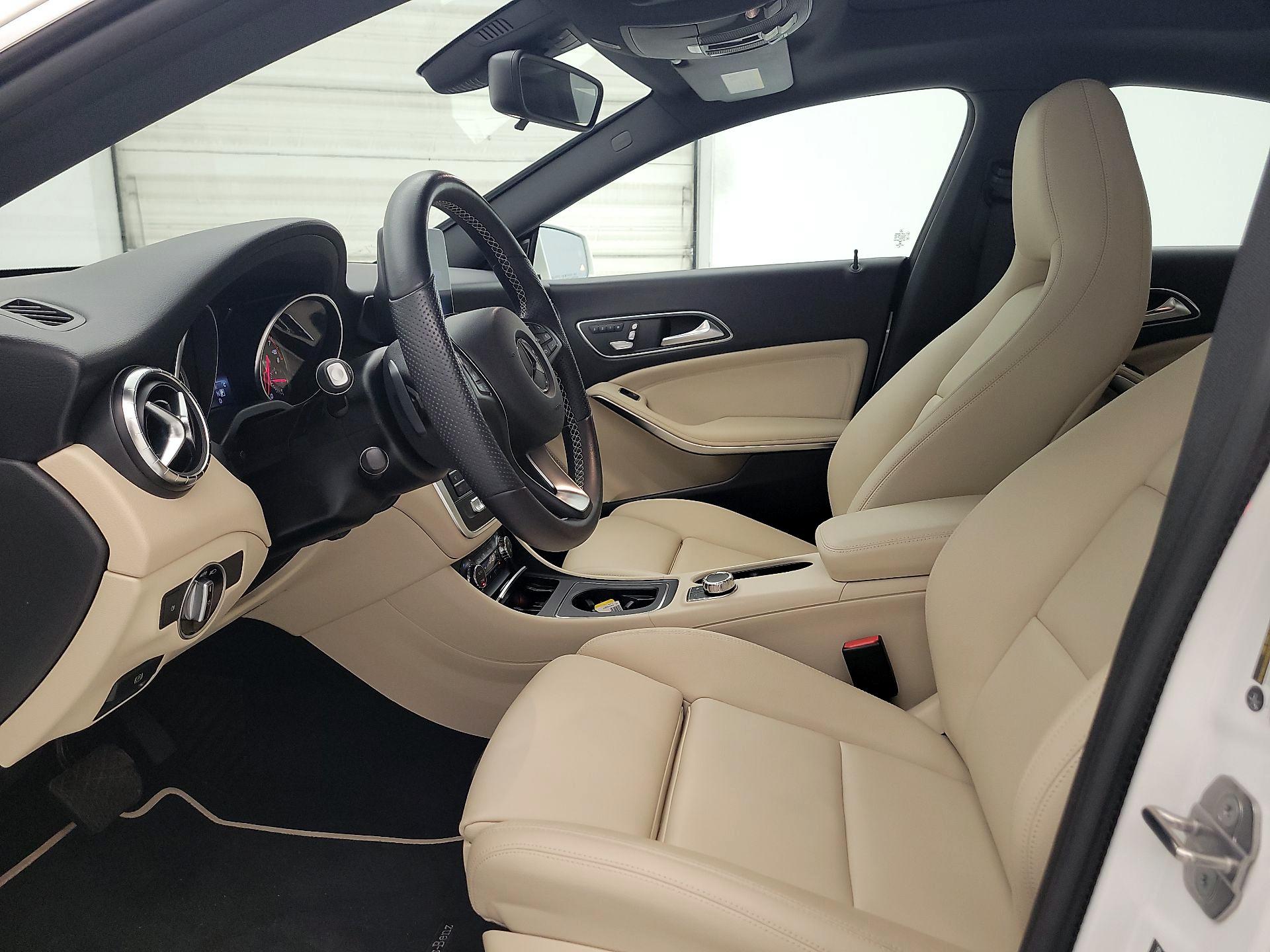 Thumbnail: 2019 Mercedes-Benz CLA - 11