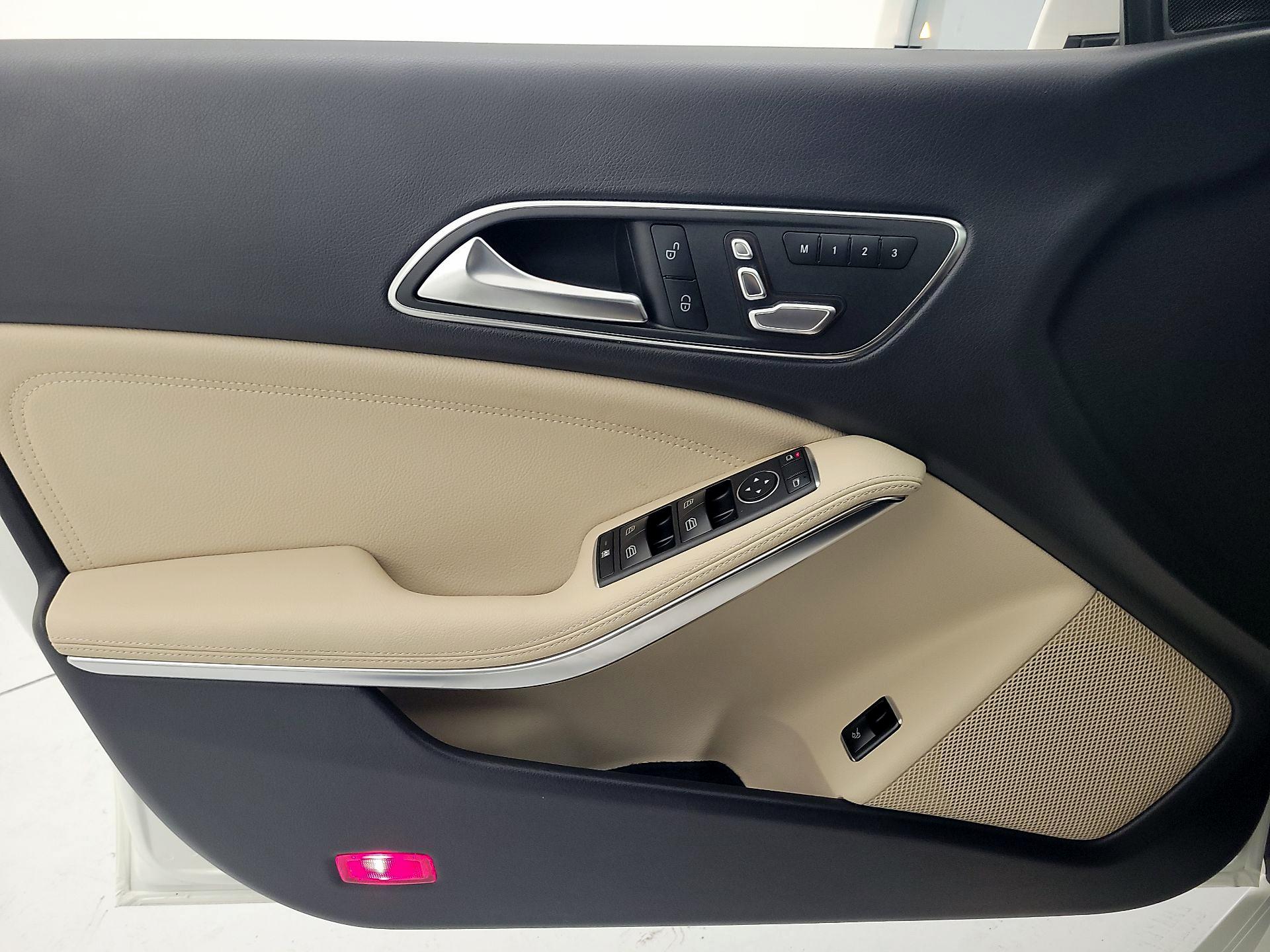 Thumbnail: 2019 Mercedes-Benz CLA - 12