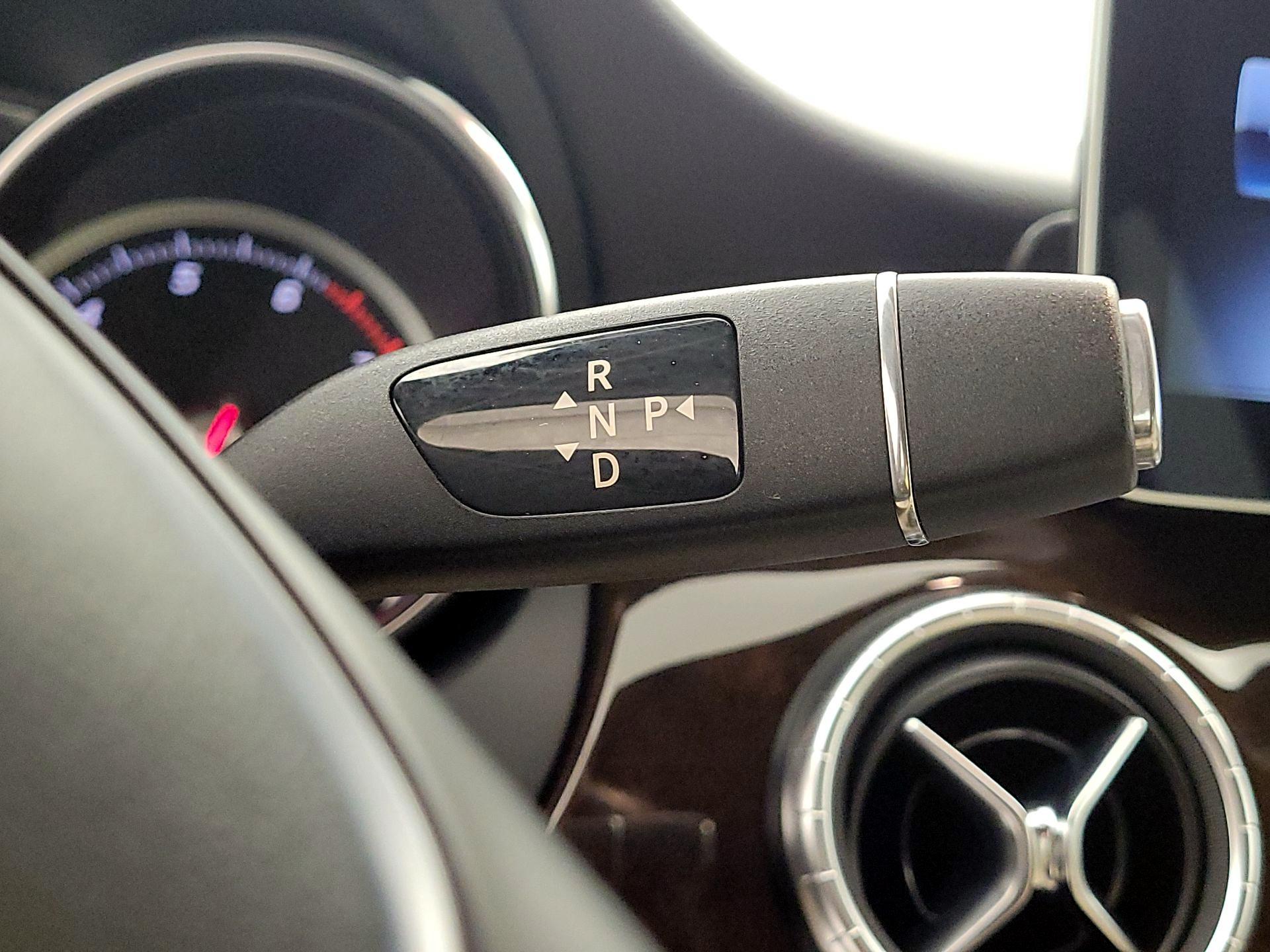 Thumbnail: 2019 Mercedes-Benz CLA - 17