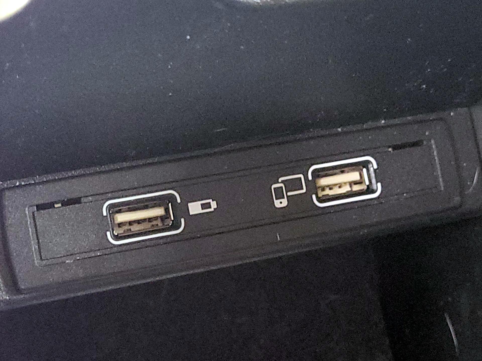 Thumbnail: 2019 Mercedes-Benz CLA - 18