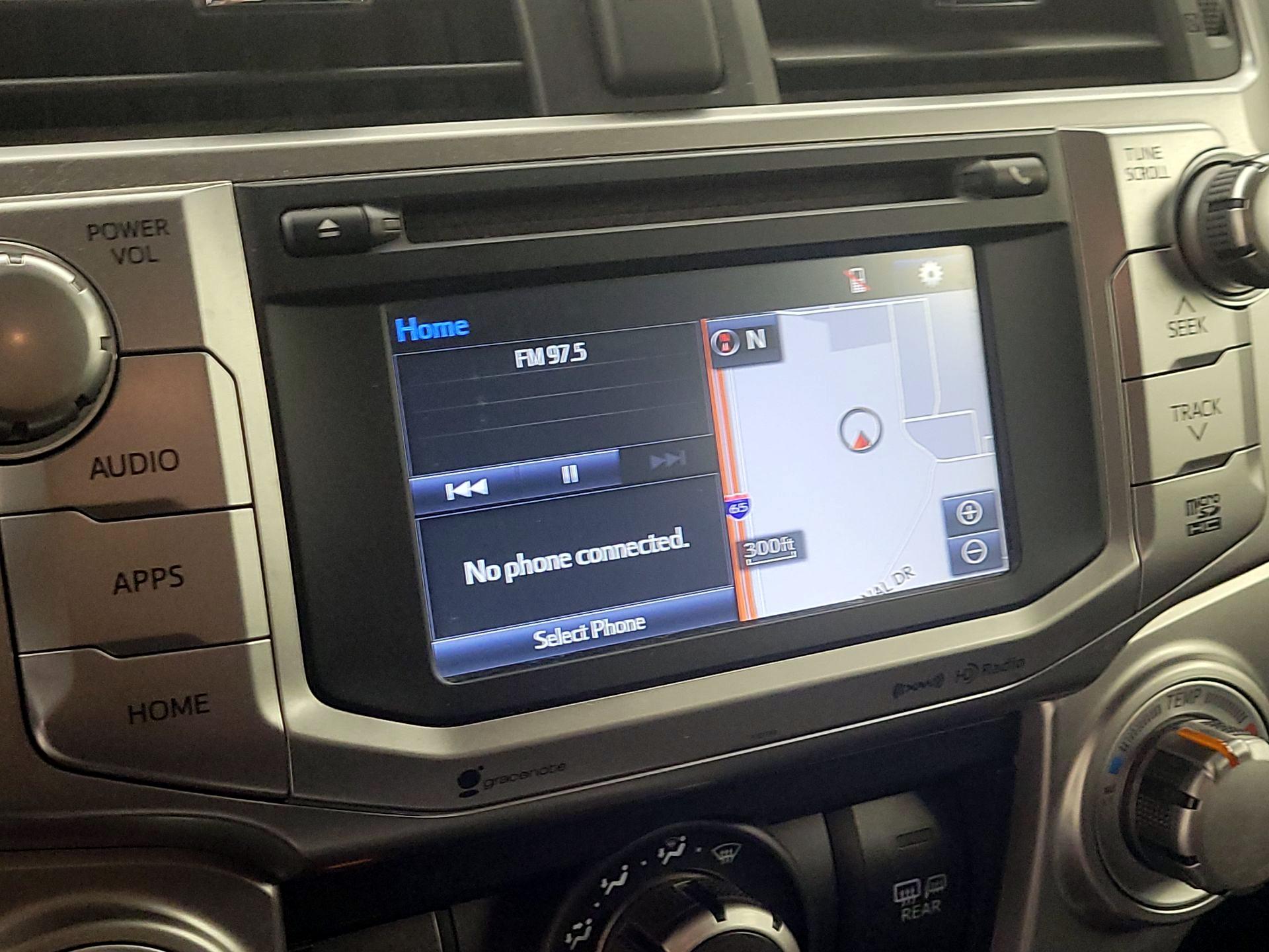 Thumbnail: 2018 Toyota 4Runner - 15