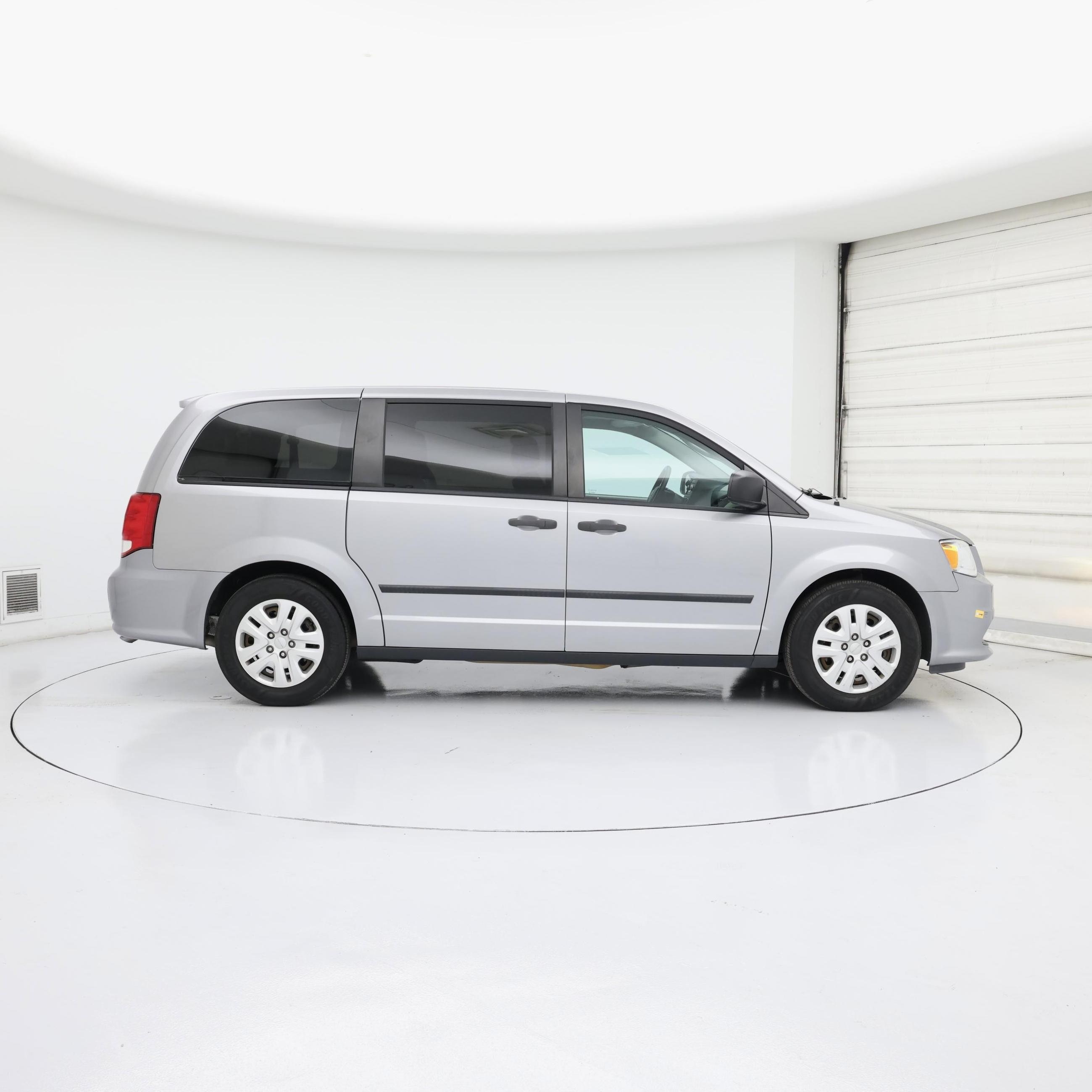 Thumbnail: 2016 Dodge Grand Caravan - 7