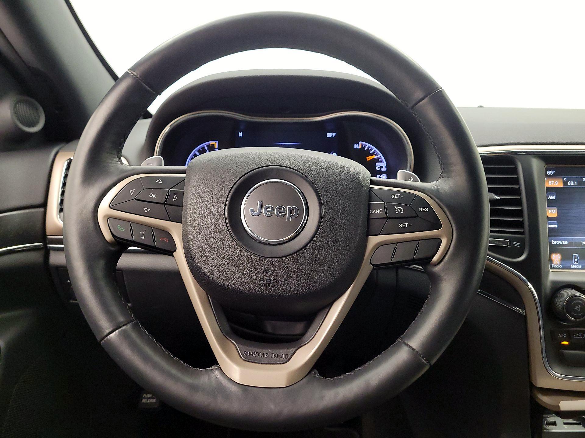 Thumbnail: 2015 Jeep Grand Cherokee - 10