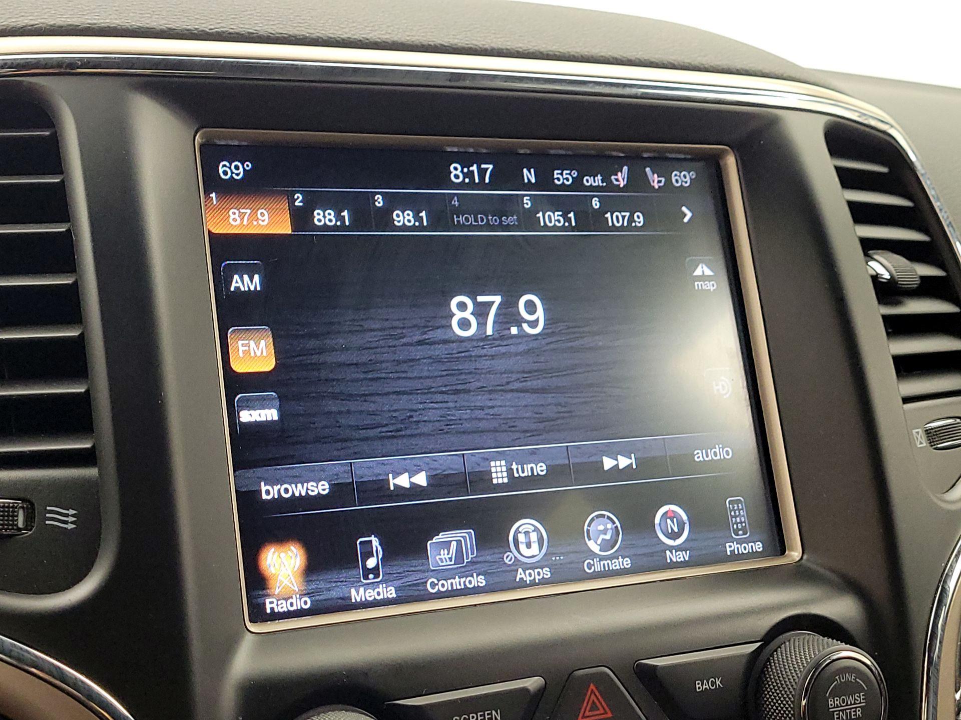 Thumbnail: 2015 Jeep Grand Cherokee - 15