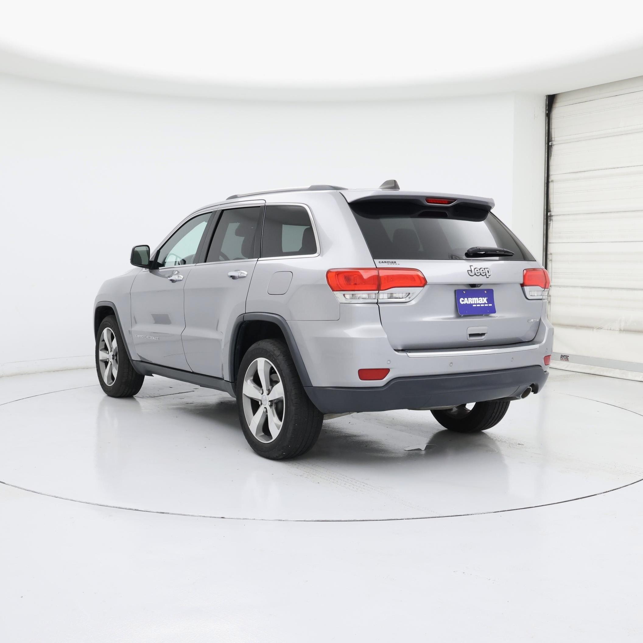 Thumbnail: 2015 Jeep Grand Cherokee - 2