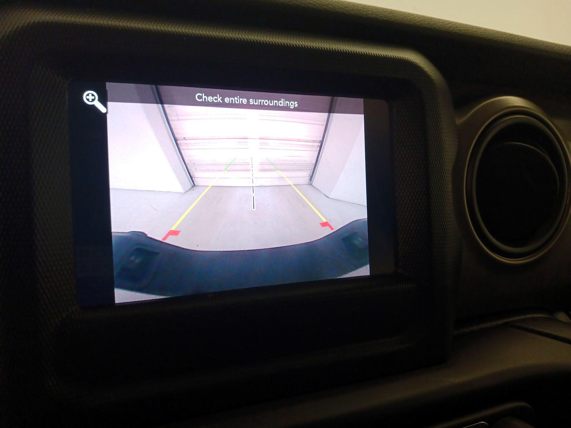 Thumbnail: 2020 Jeep Gladiator - 14