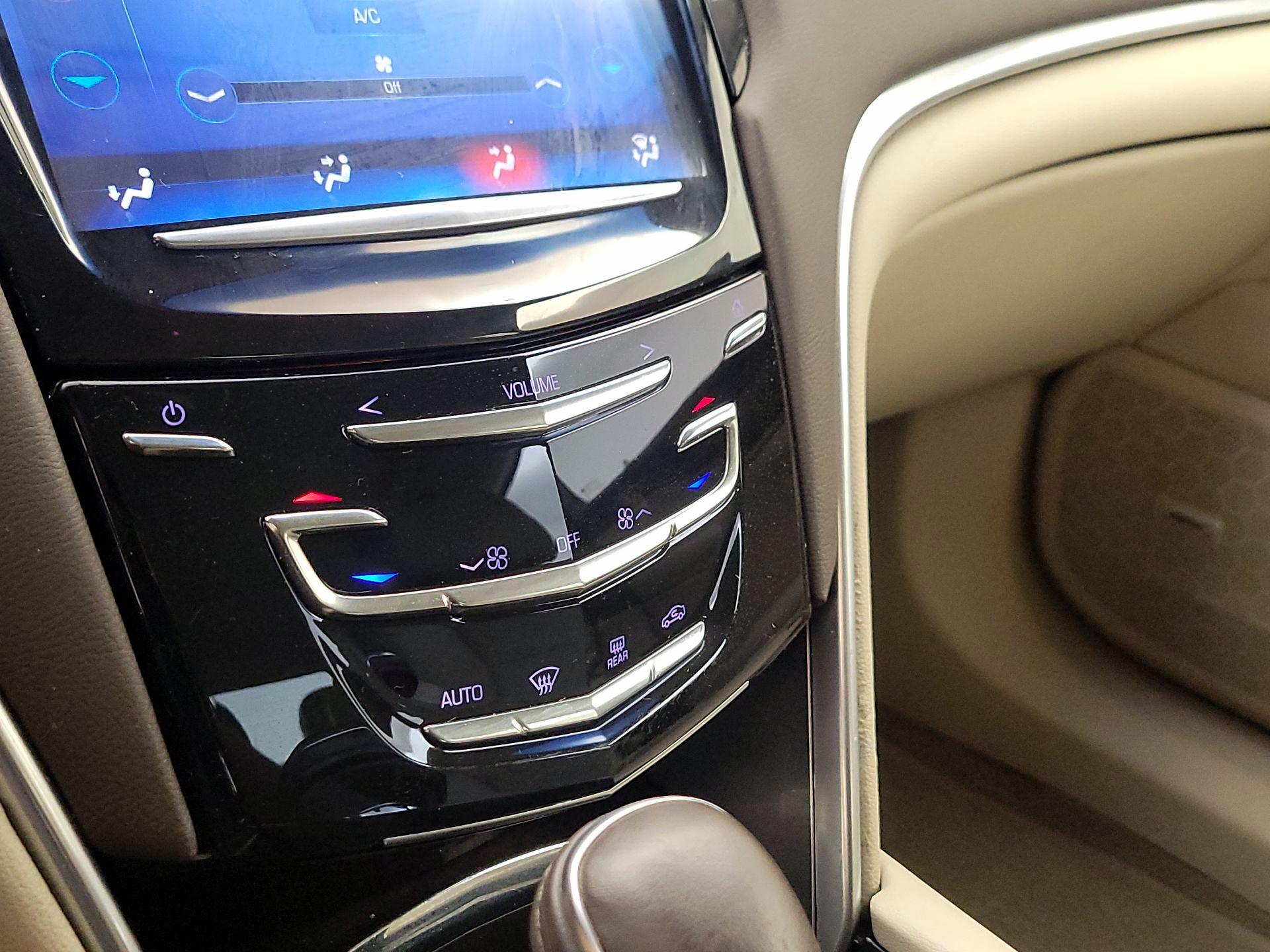 Thumbnail: 2015 Cadillac XTS - 15