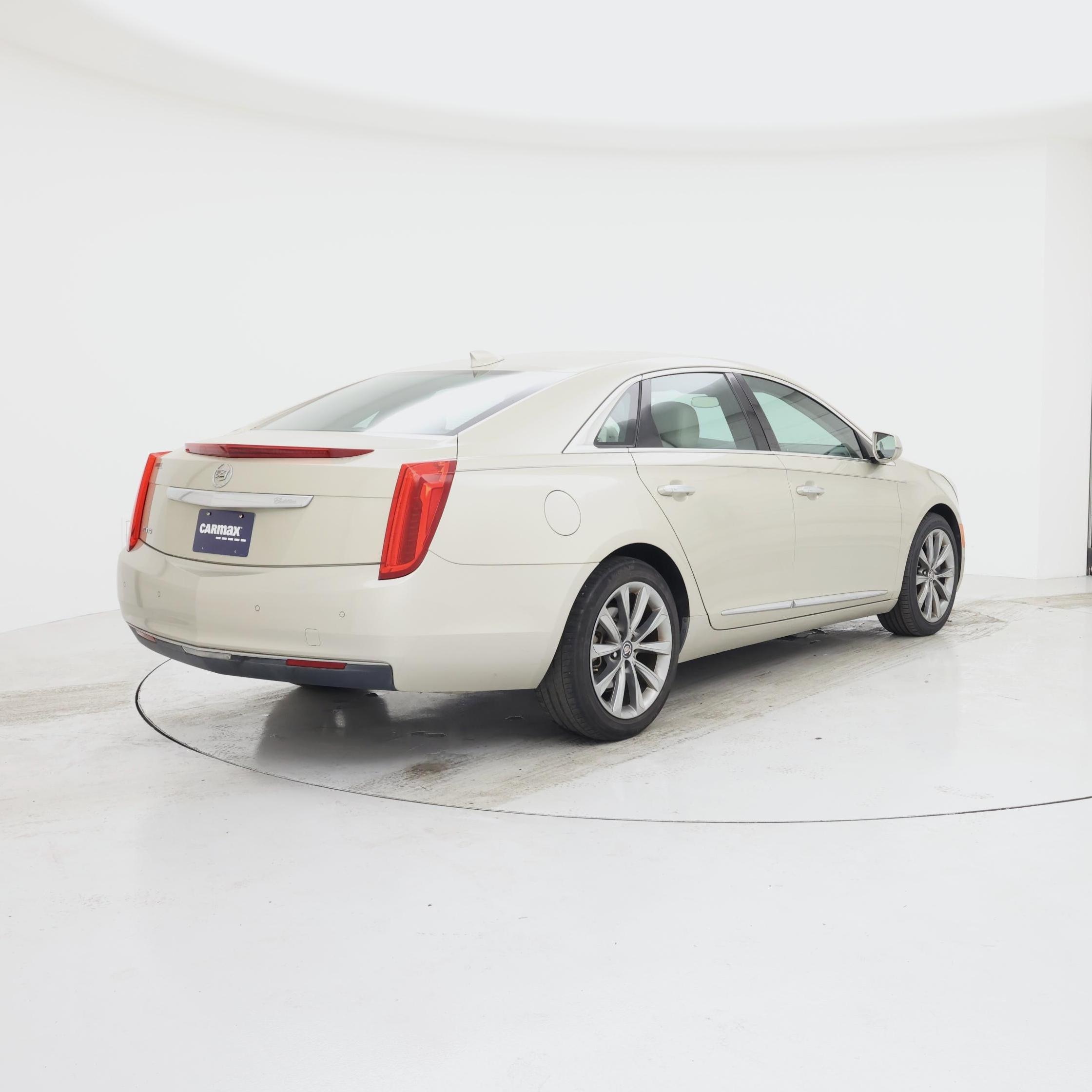 Thumbnail: 2015 Cadillac XTS - 8