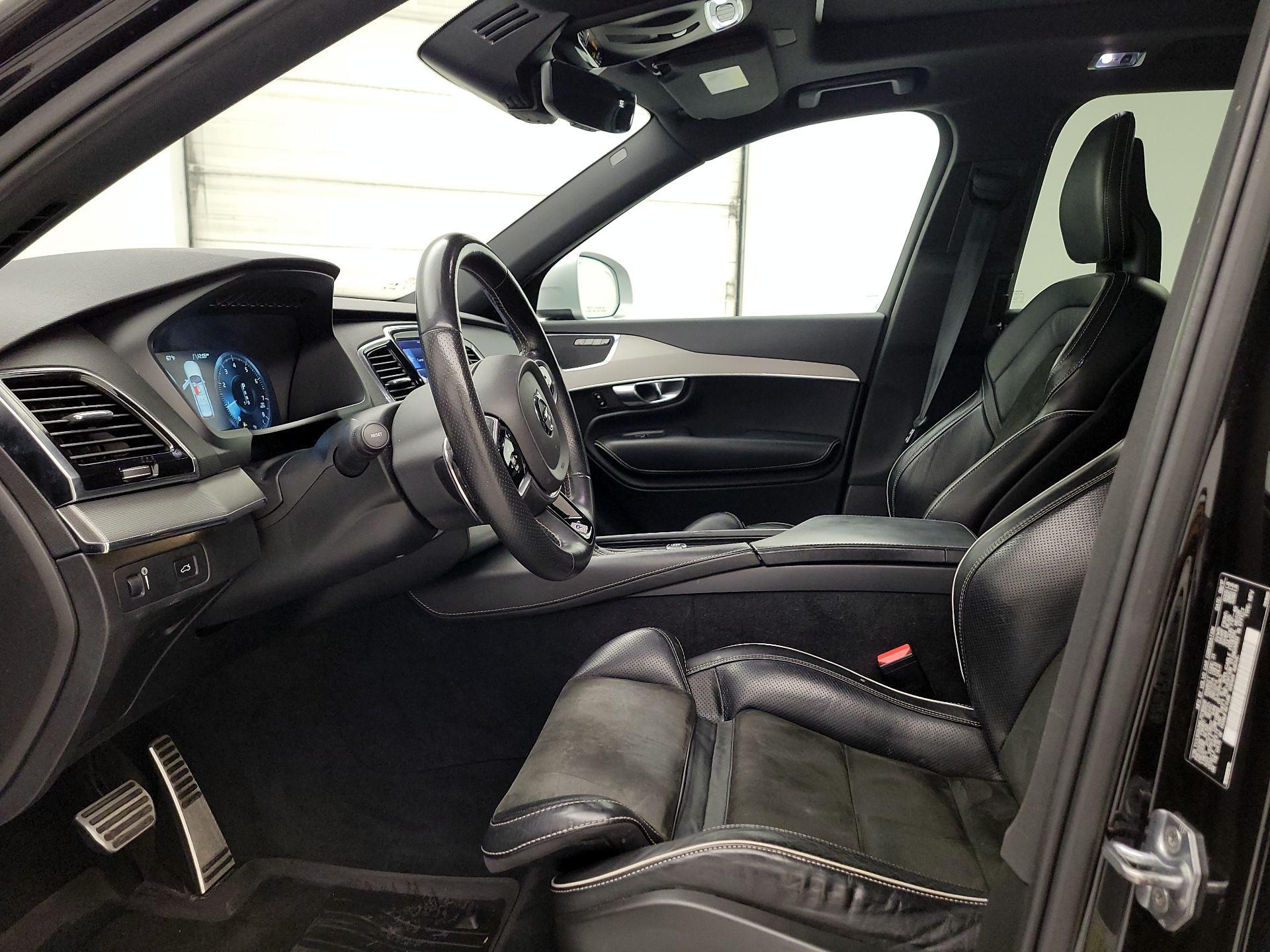 Thumbnail: 2018 Volvo XC90 - 11