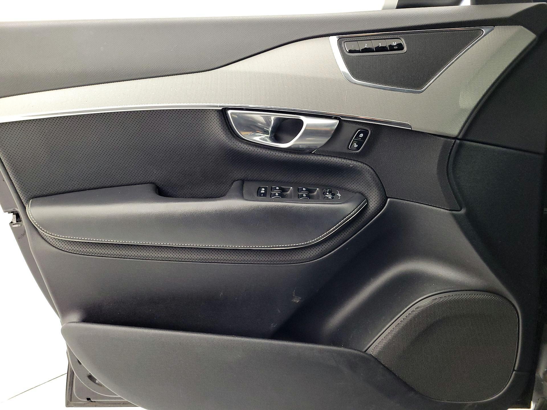 Thumbnail: 2018 Volvo XC90 - 12