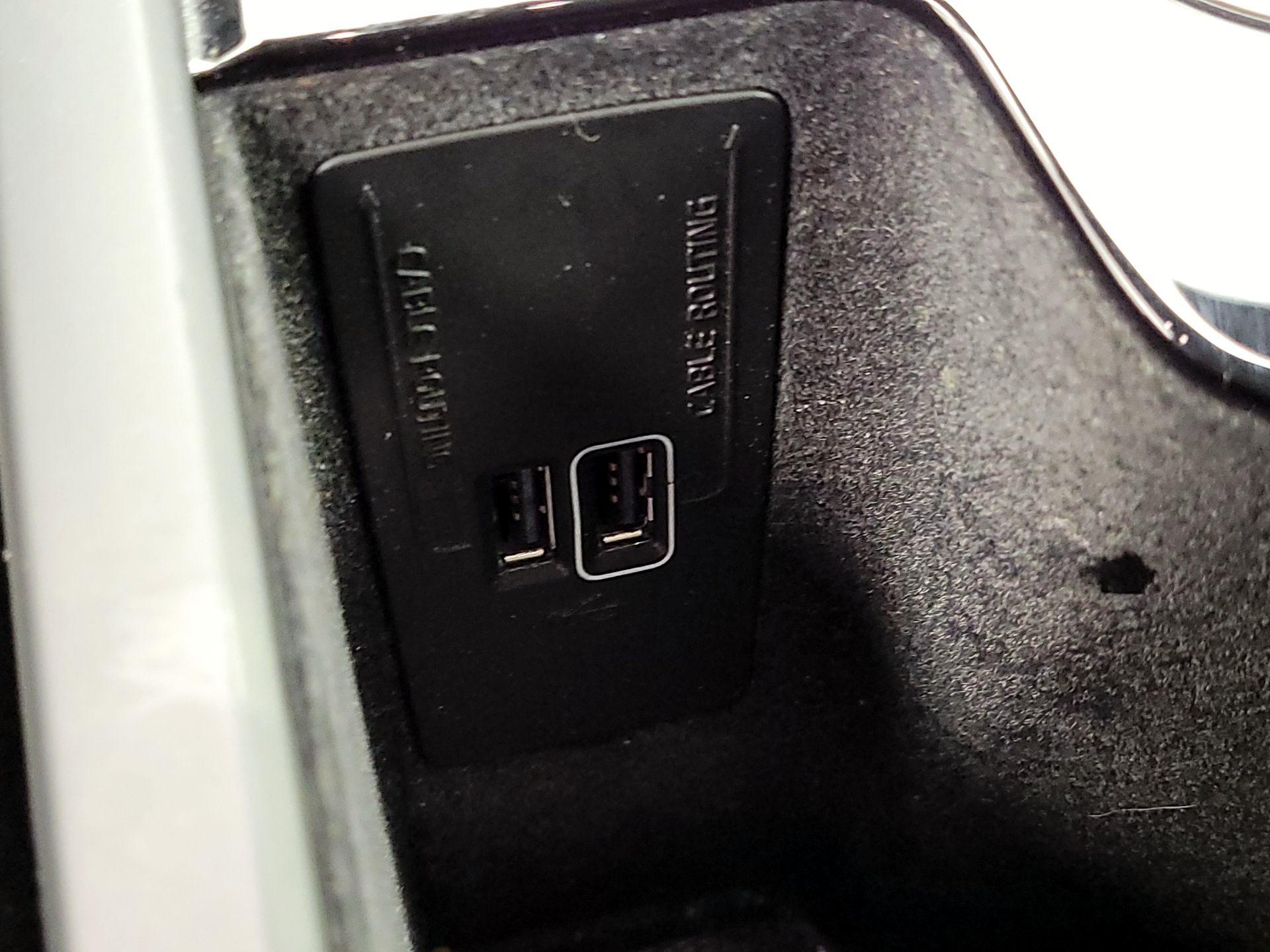 Thumbnail: 2018 Volvo XC90 - 18