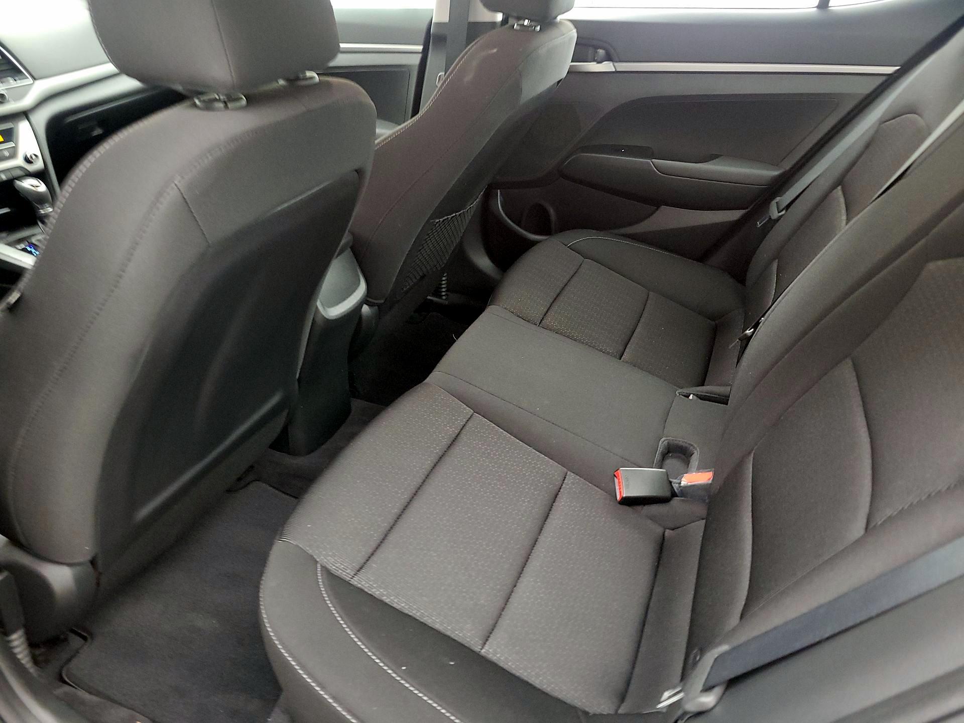 Thumbnail: 2018 Hyundai Elantra - 18