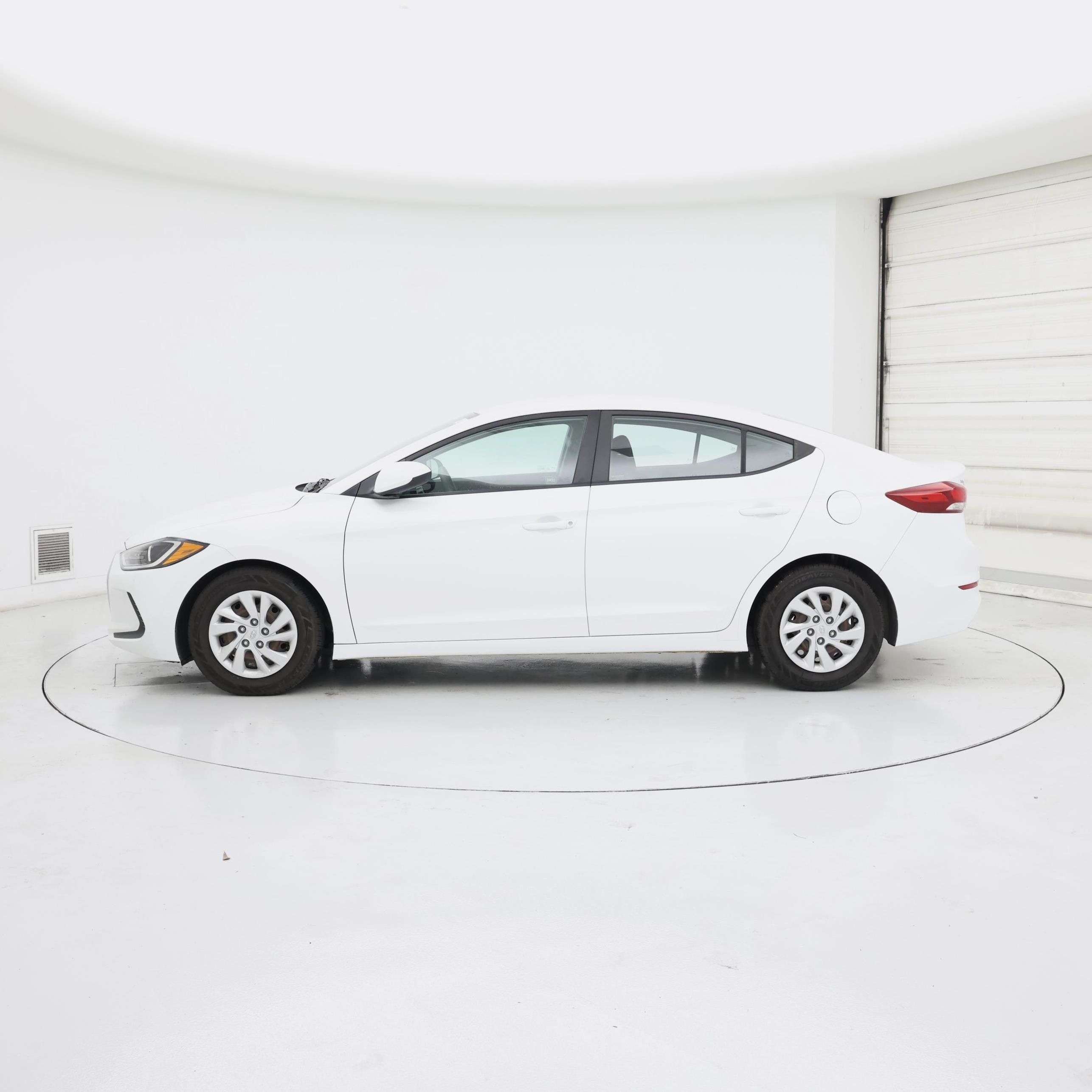 Thumbnail: 2018 Hyundai Elantra - 3