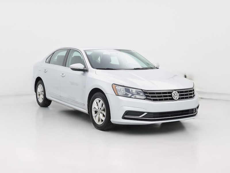 2017 Volkswagen Passat S -
                  None AL