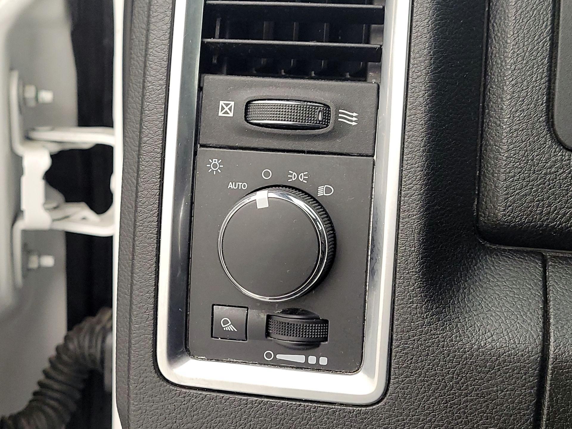 Thumbnail: 2022 RAM 1500 Classic - 13