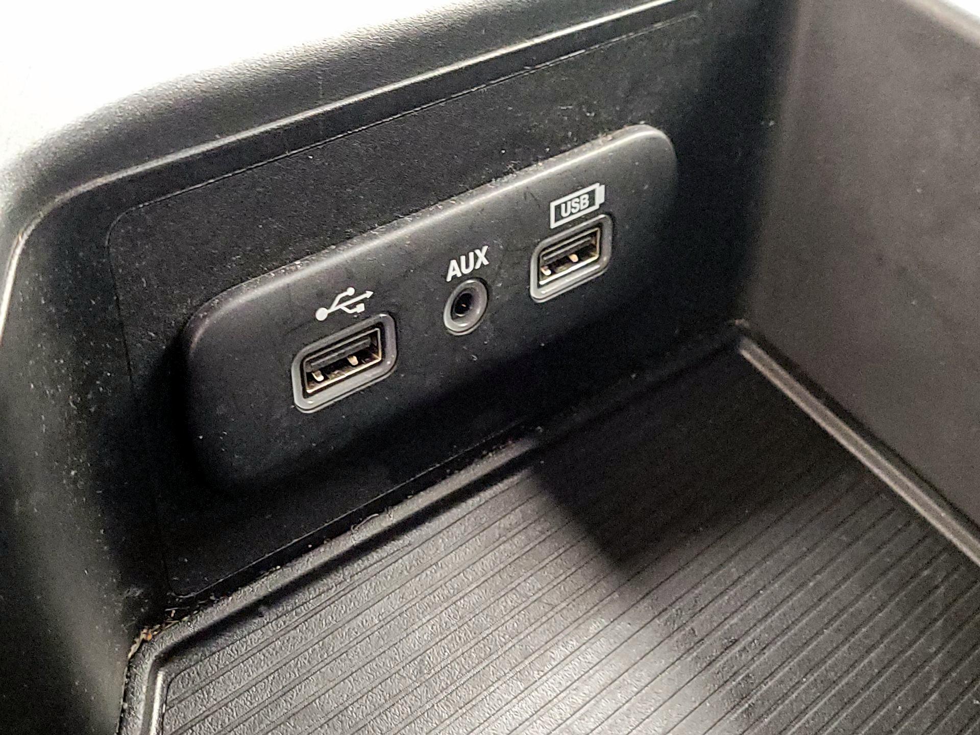 Thumbnail: 2022 RAM 1500 Classic - 18