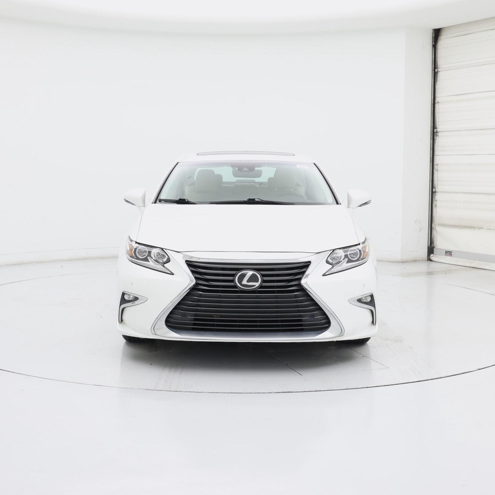 Thumbnail: 2018 Lexus ES - 5