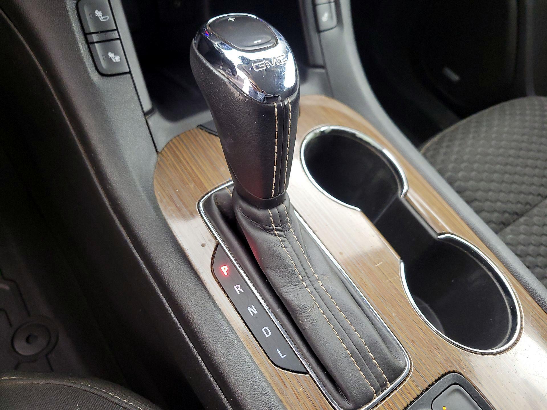 Thumbnail: 2019 GMC Acadia - 17