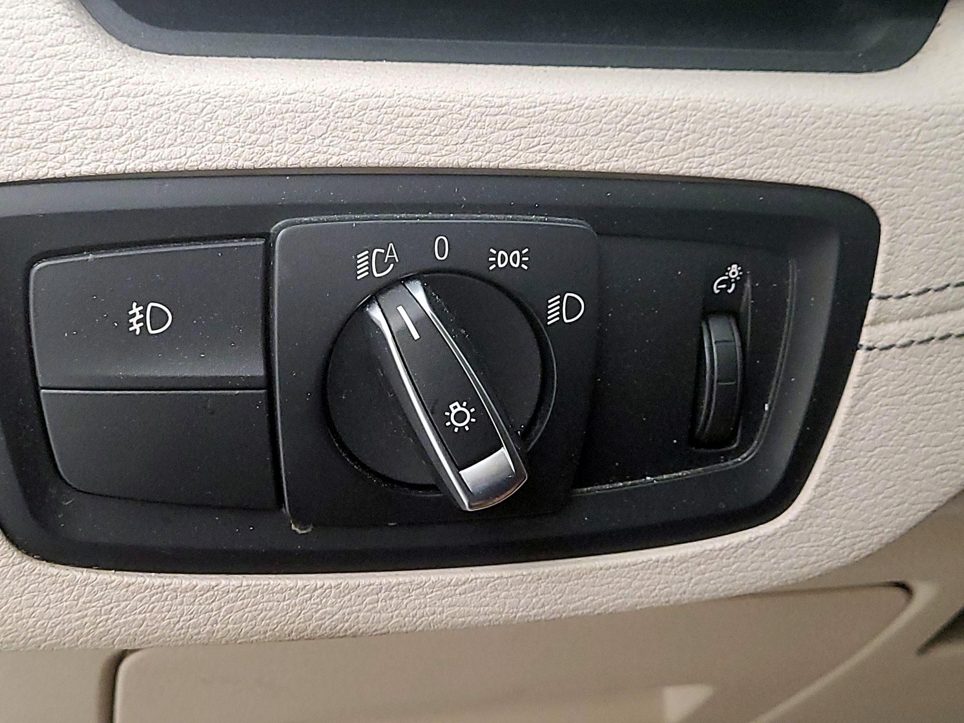 Thumbnail: 2018 BMW X2 - 13