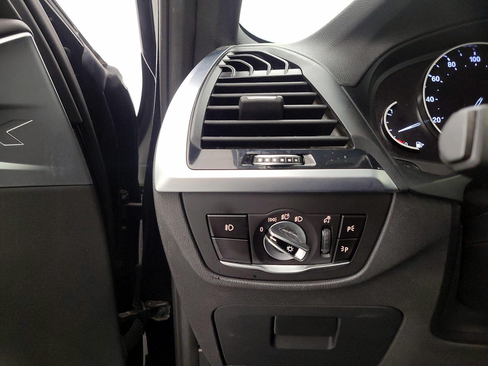 Thumbnail: 2019 BMW X3 - 13