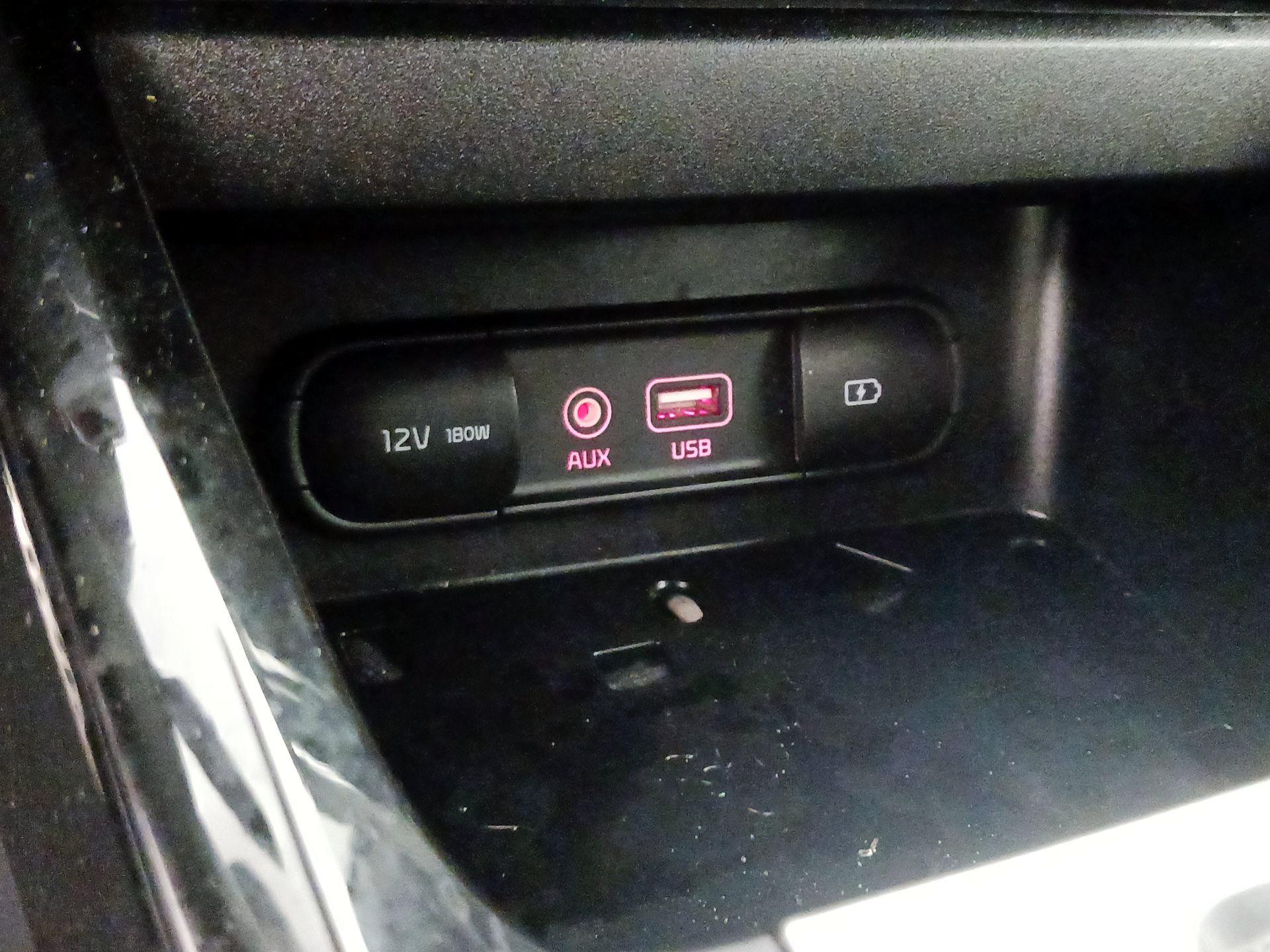 Thumbnail: 2021 Kia Forte - 18