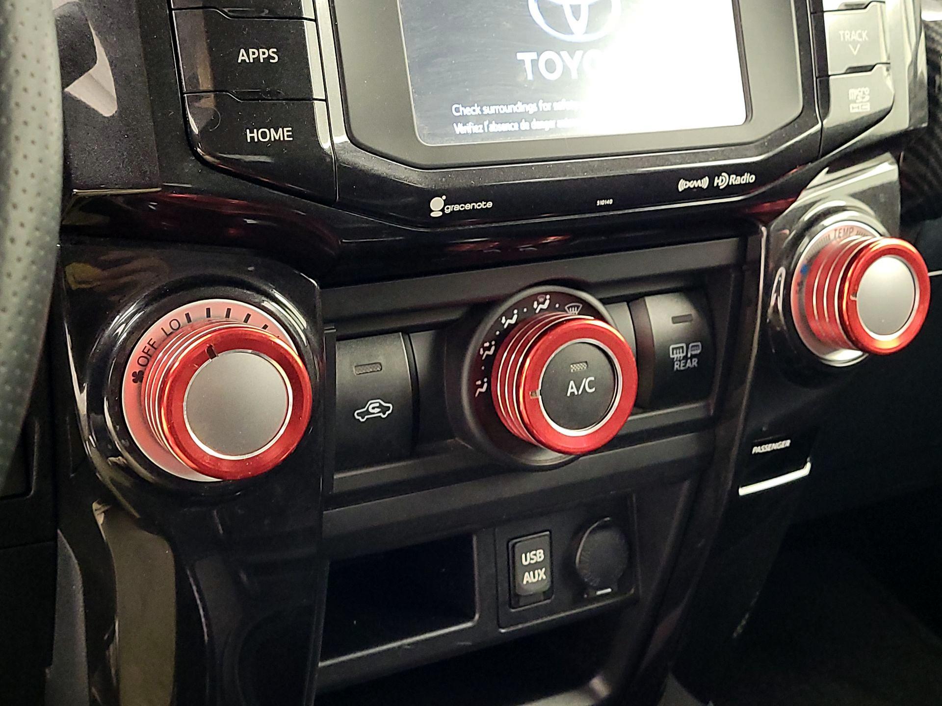 Thumbnail: 2017 Toyota 4Runner - 16