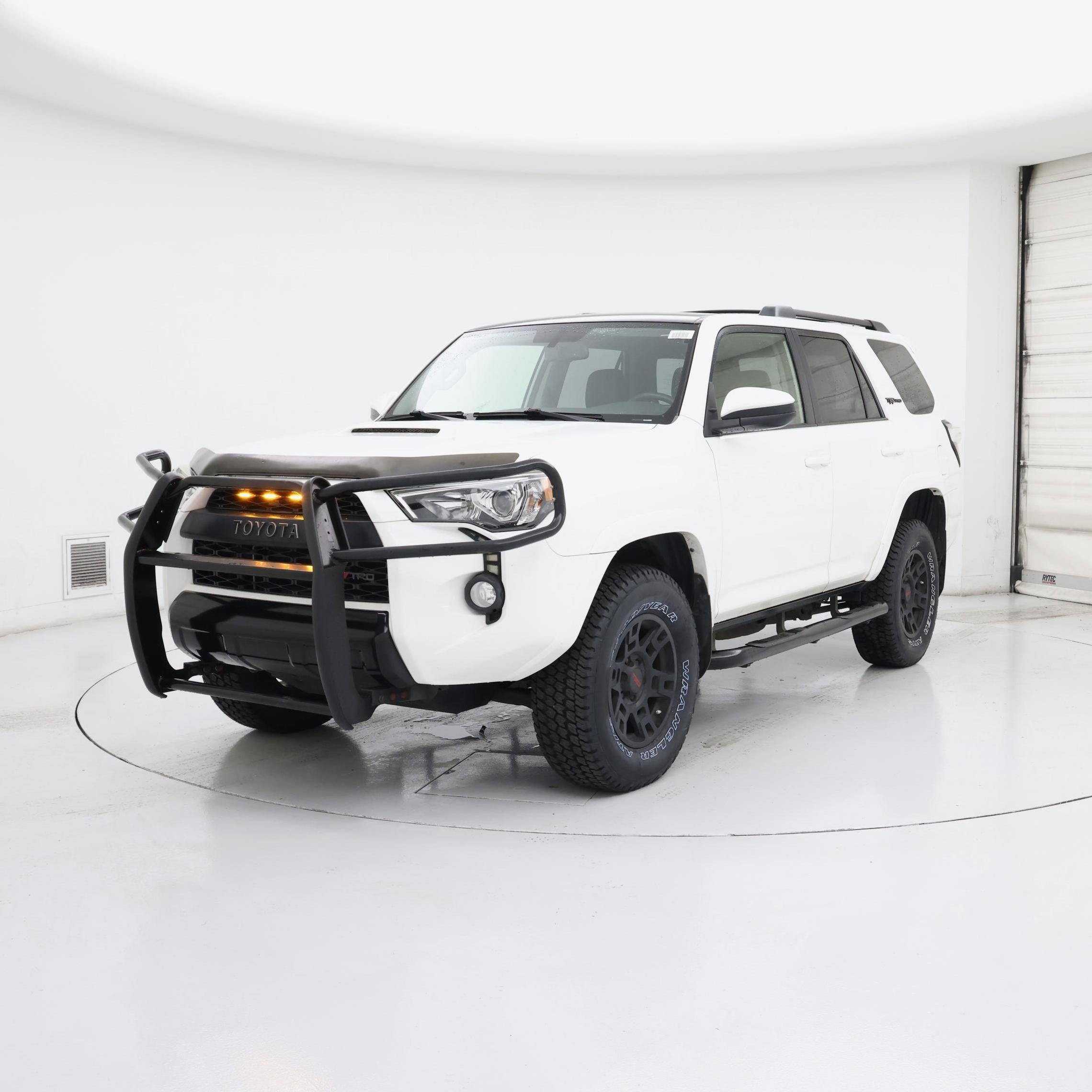 Thumbnail: 2017 Toyota 4Runner - 4