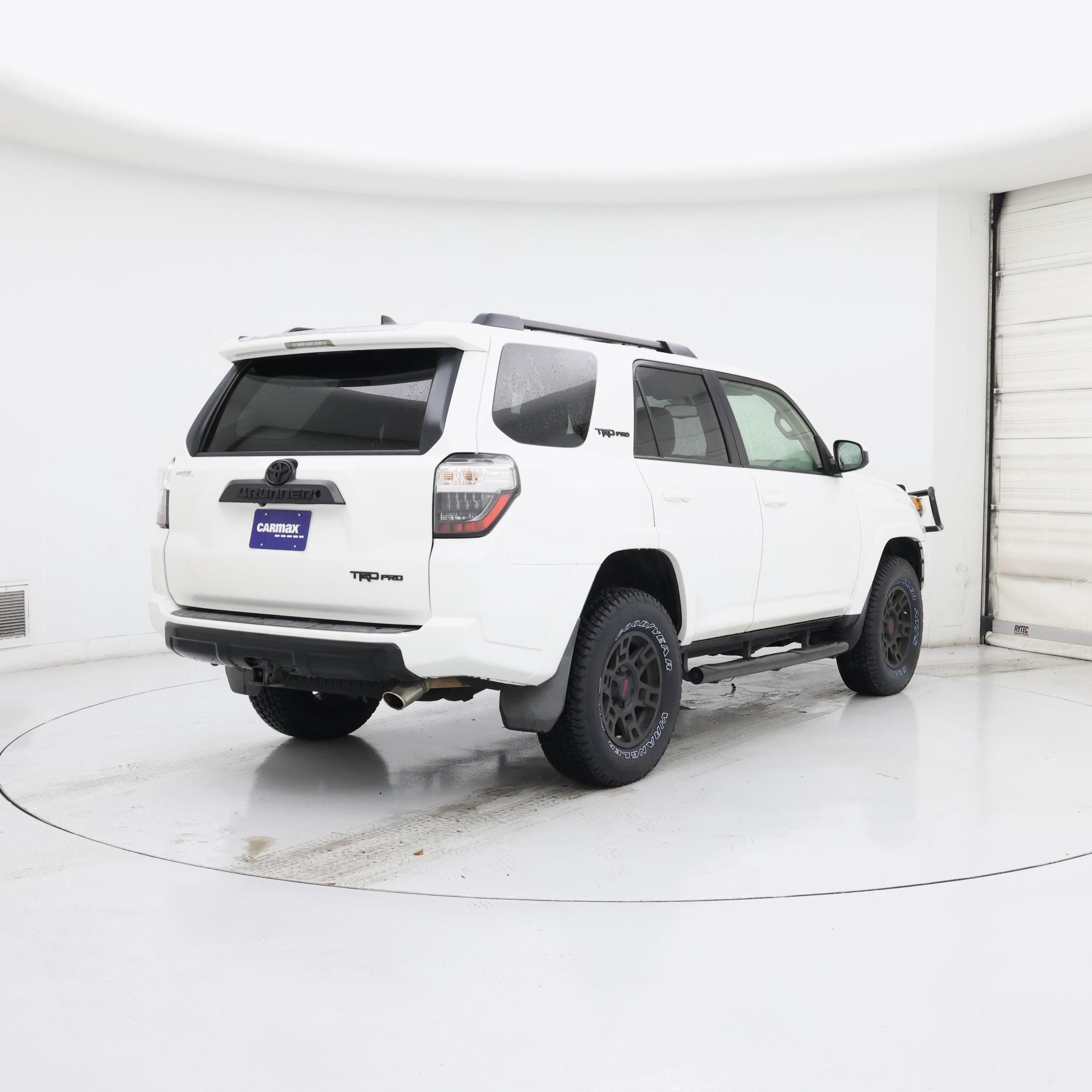 Thumbnail: 2017 Toyota 4Runner - 8