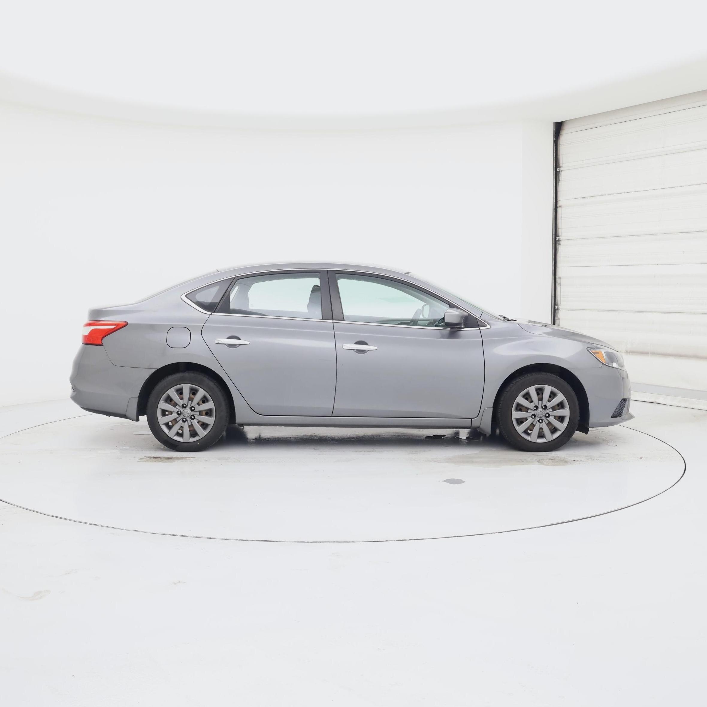 Thumbnail: 2017 Nissan Sentra - 7