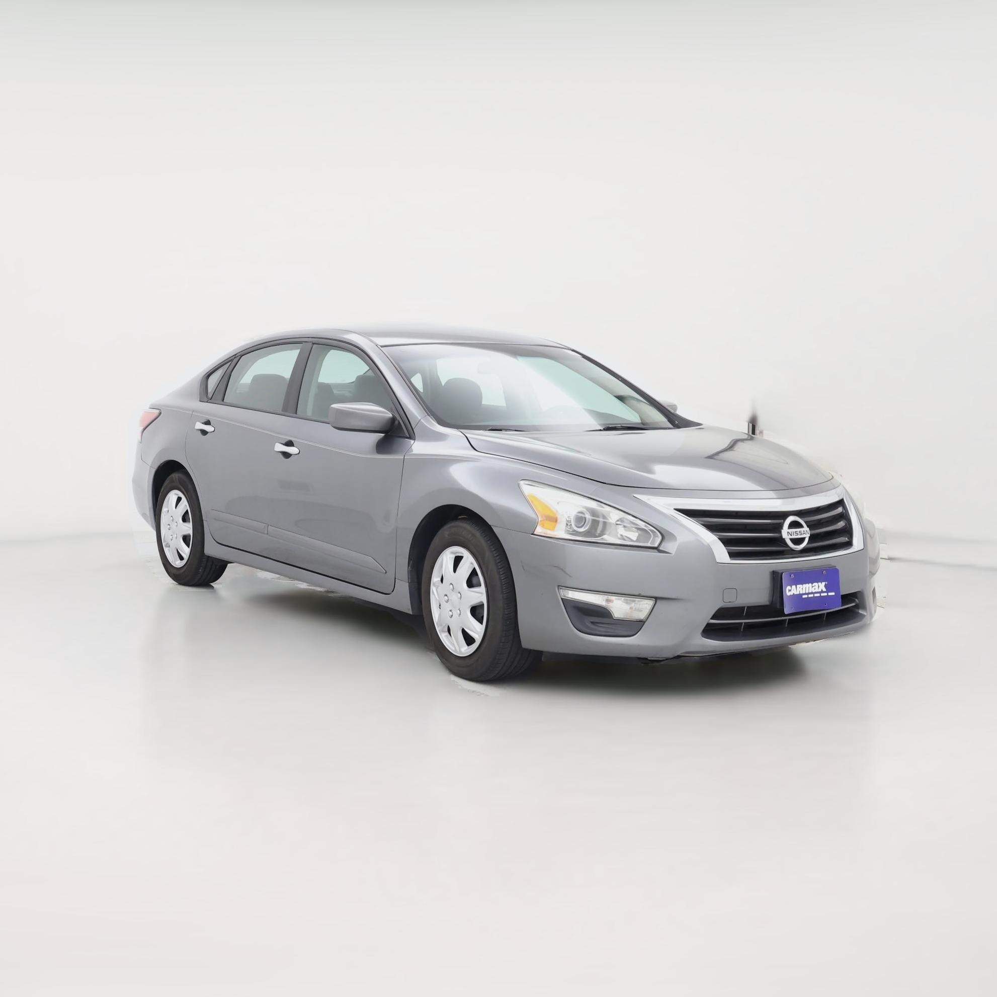 Thumbnail: 2015 Nissan Altima - 1