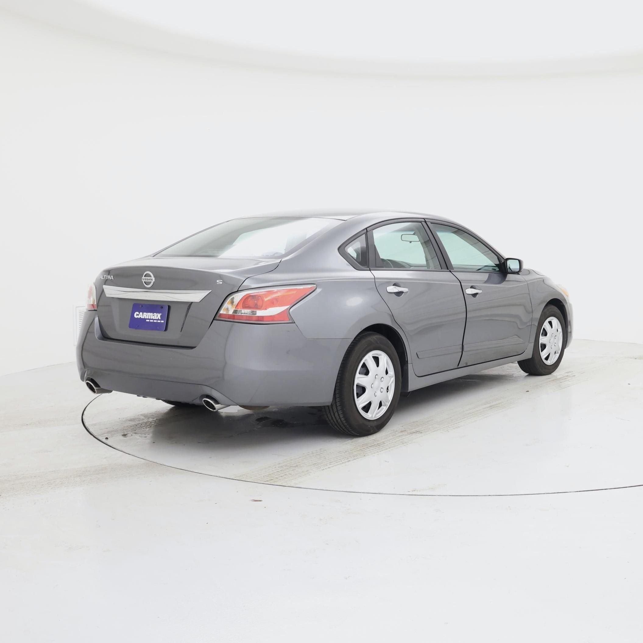 Thumbnail: 2015 Nissan Altima - 8