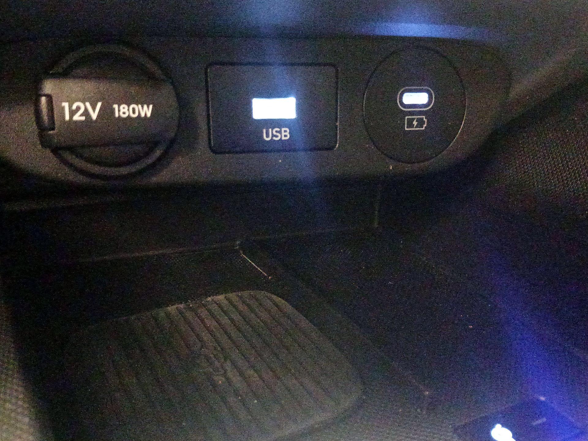 Thumbnail: 2024 Hyundai Elantra - 18