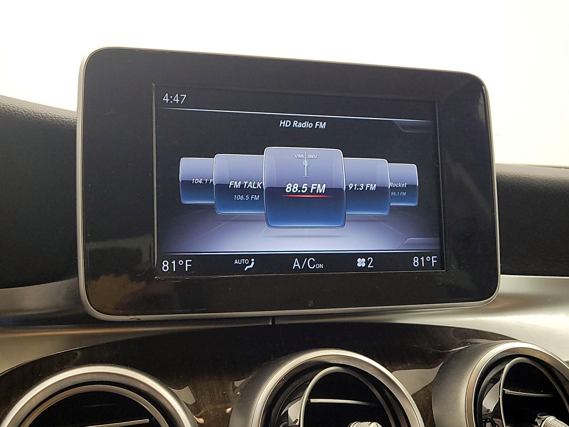 Thumbnail: 2019 Mercedes-Benz GLC - 15