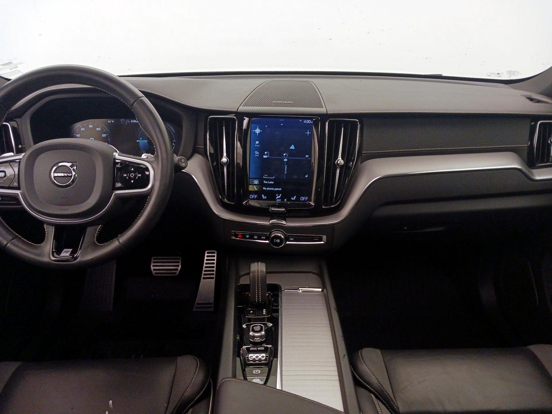 Thumbnail: 2020 Volvo XC60 - 9