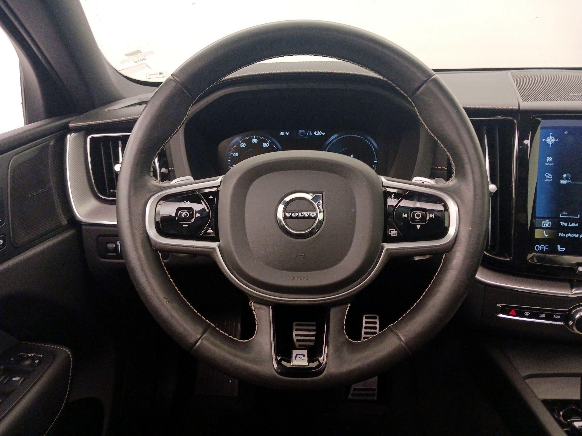 Thumbnail: 2020 Volvo XC60 - 10