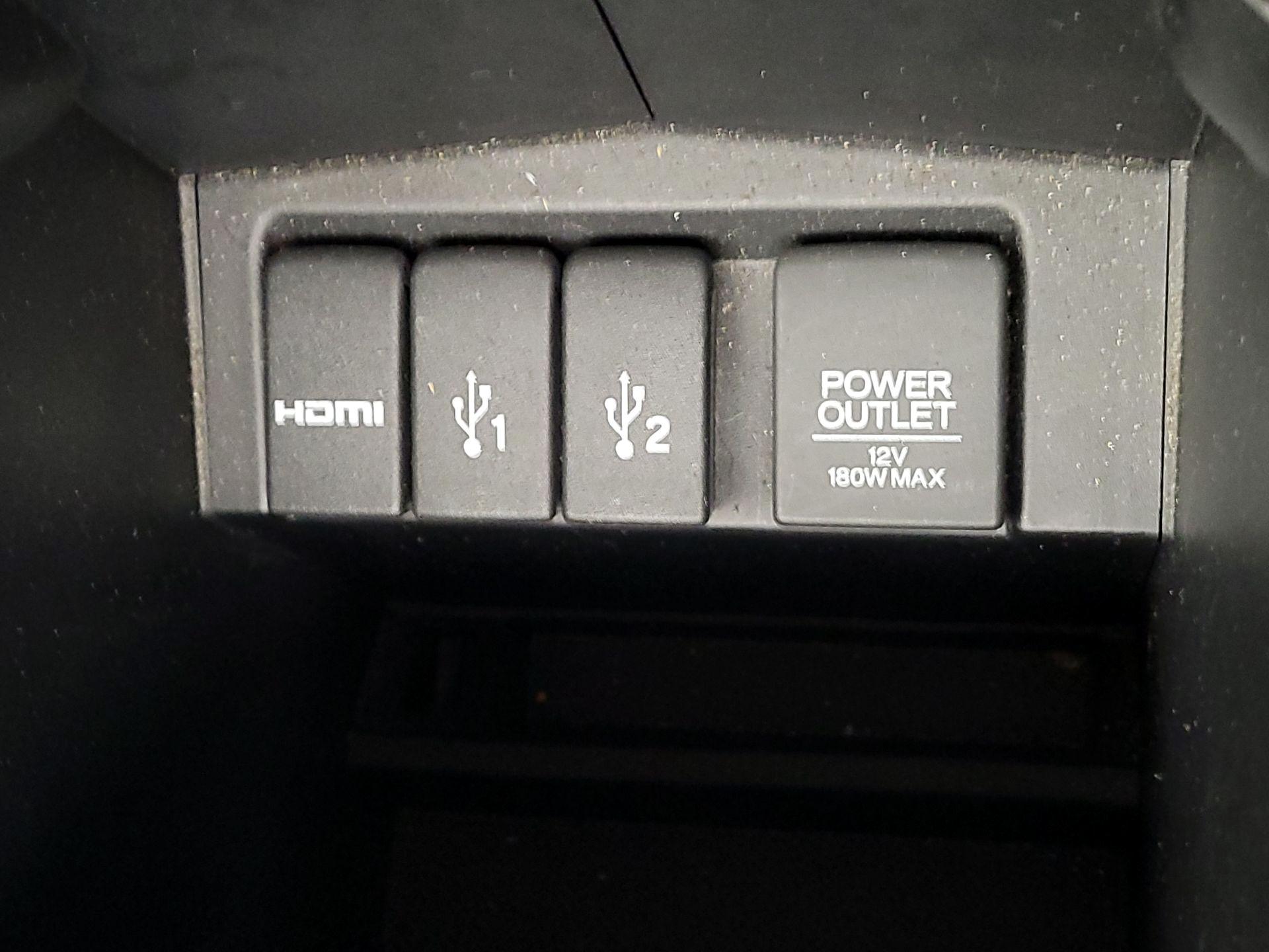 Thumbnail: 2015 Honda CR-V - 18