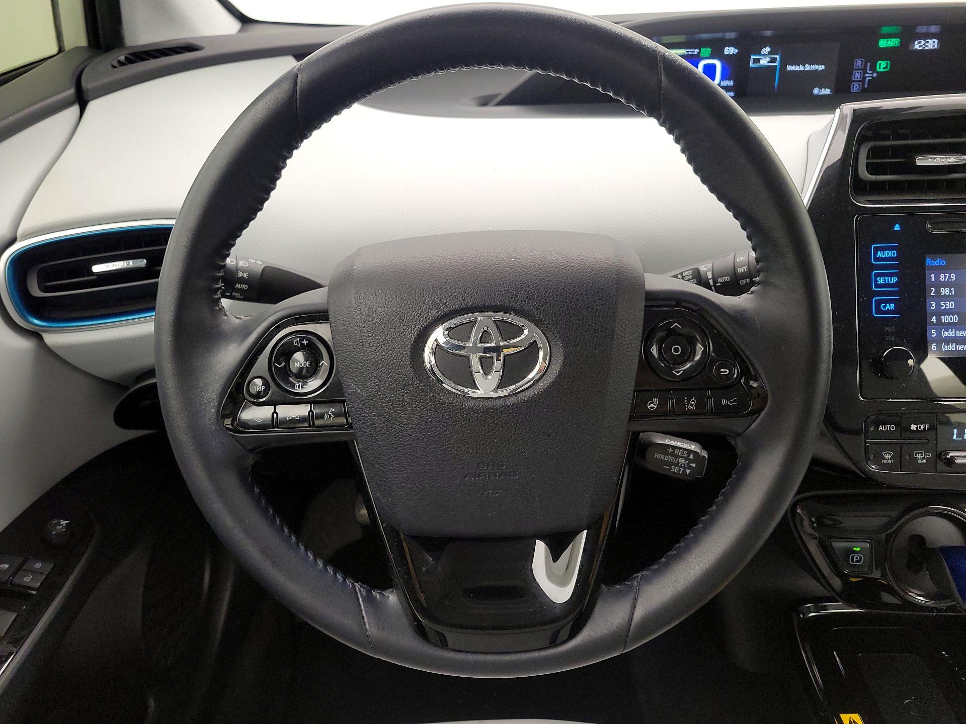 Thumbnail: 2019 Toyota Prius - 10