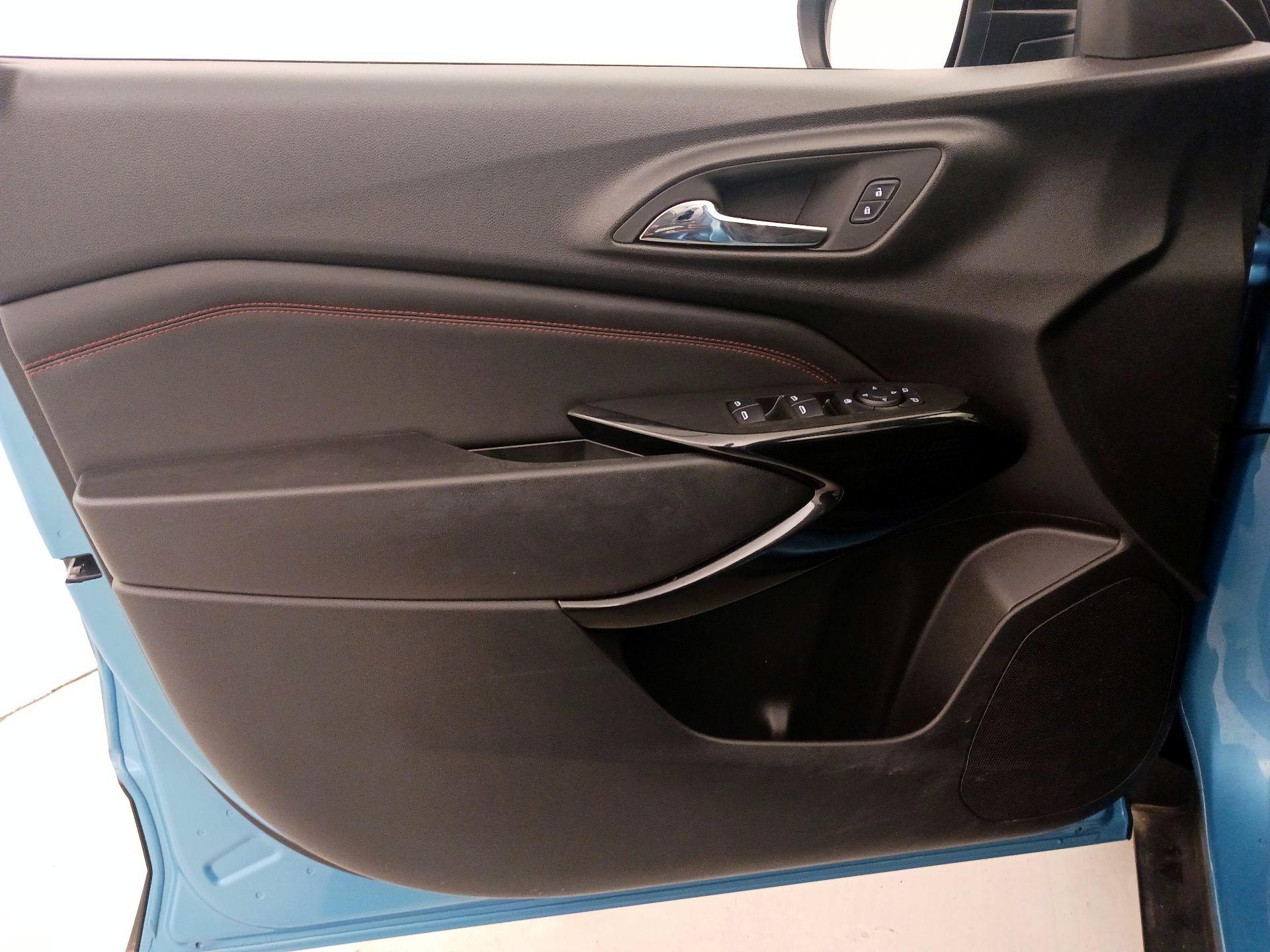 Thumbnail: 2025 Chevrolet Trax - 12