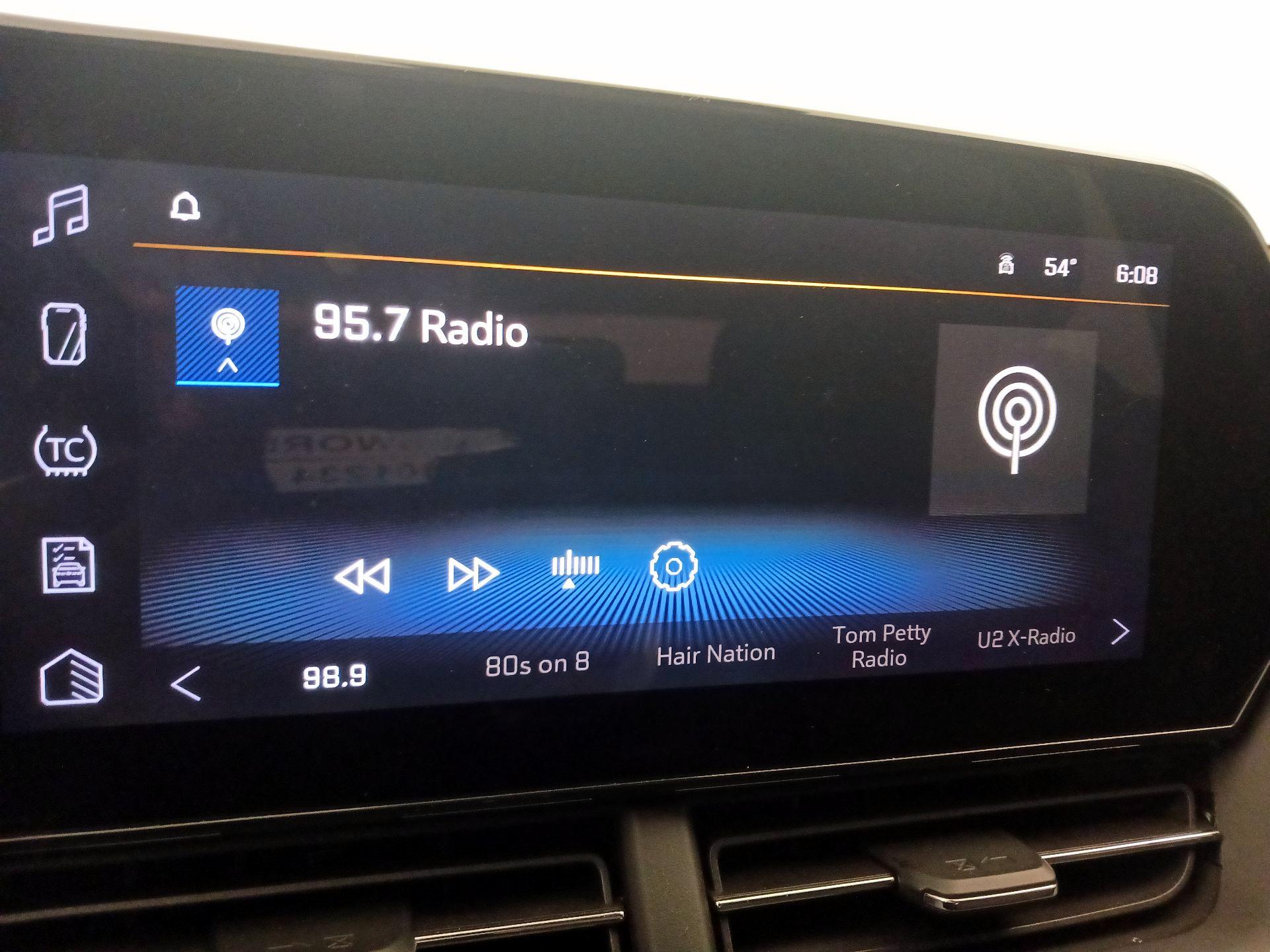 Thumbnail: 2025 Chevrolet Trax - 15