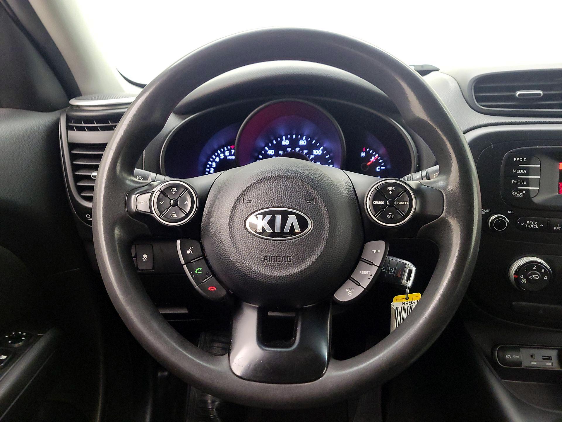 Thumbnail: 2015 Kia Soul - 10