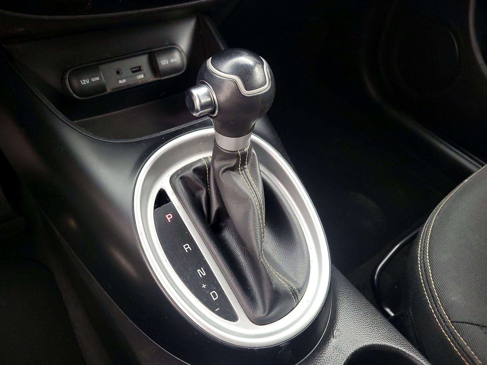 Thumbnail: 2015 Kia Soul - 16