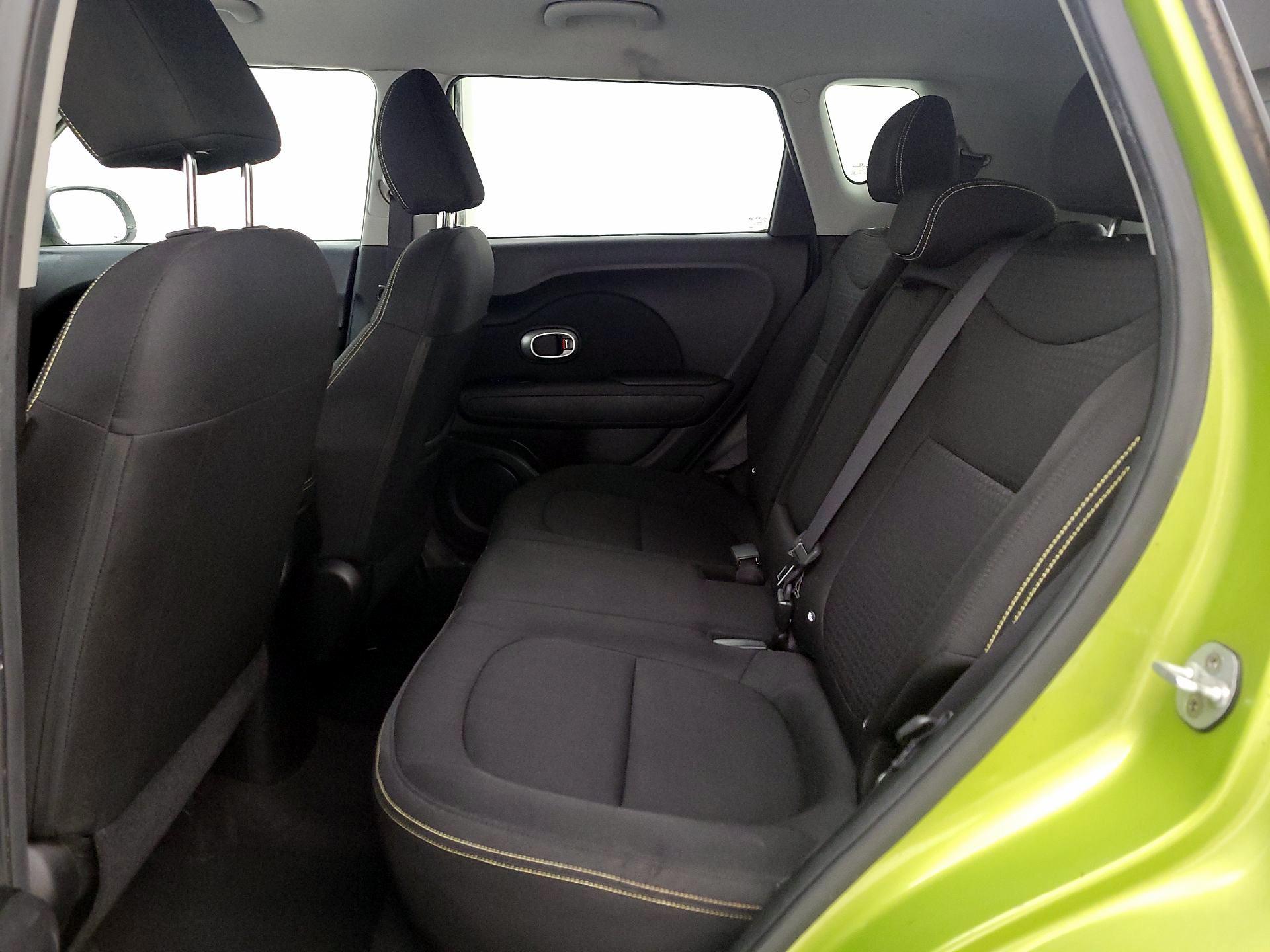 Thumbnail: 2015 Kia Soul - 18