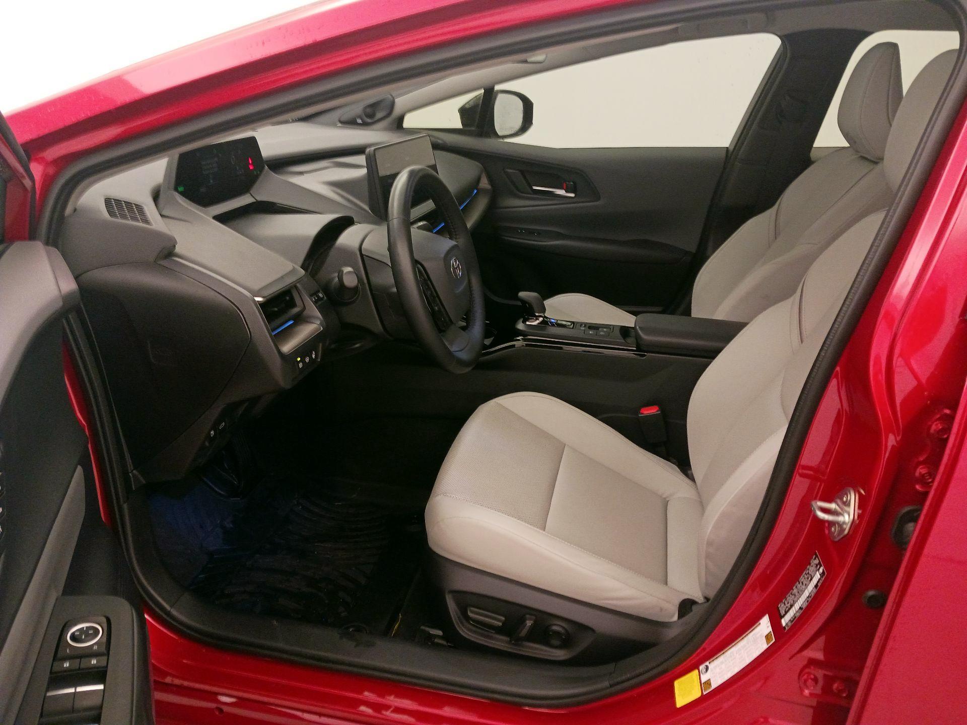 Thumbnail: 2025 Toyota Prius - 11