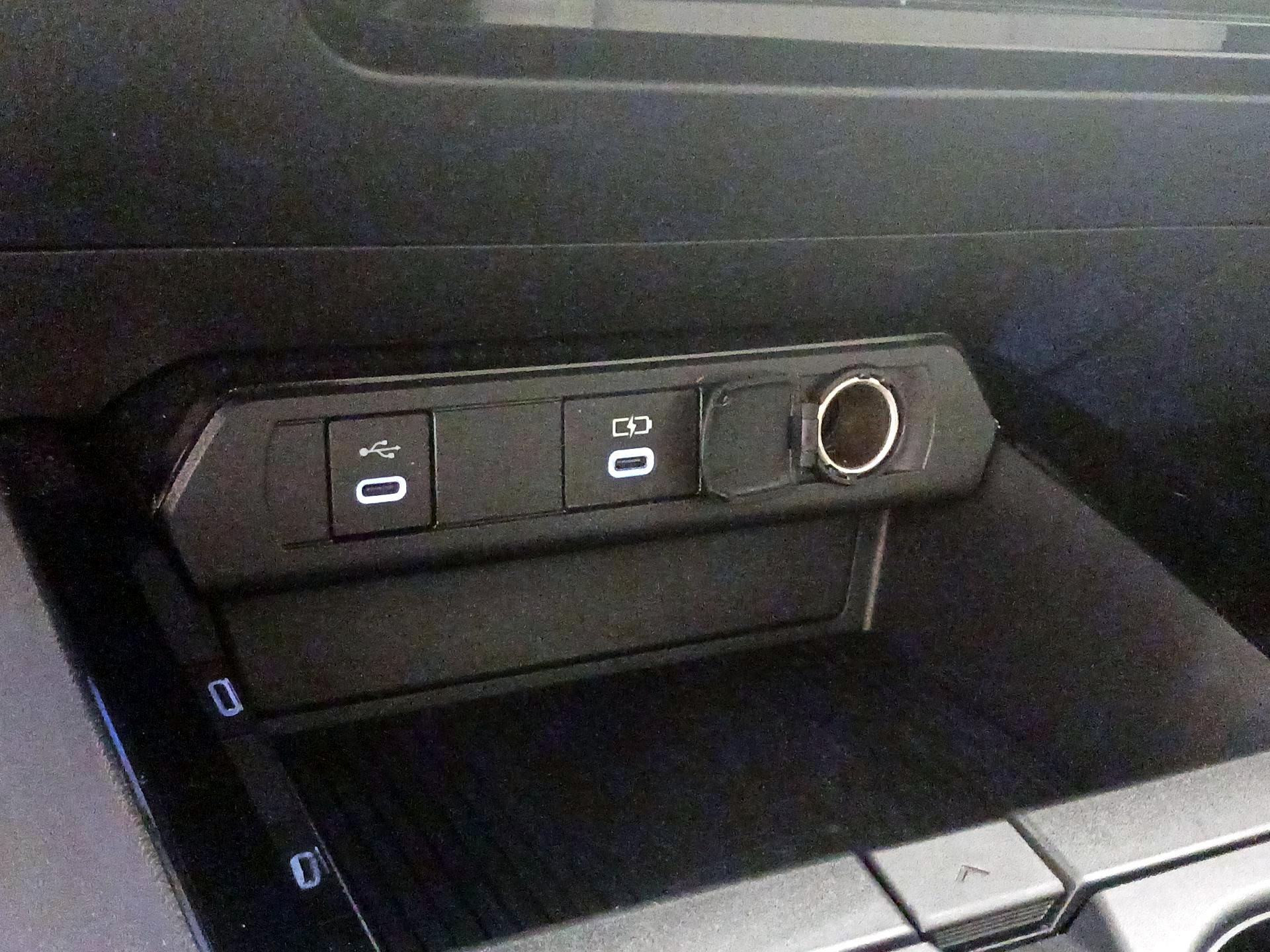 Thumbnail: 2025 Toyota Prius - 18