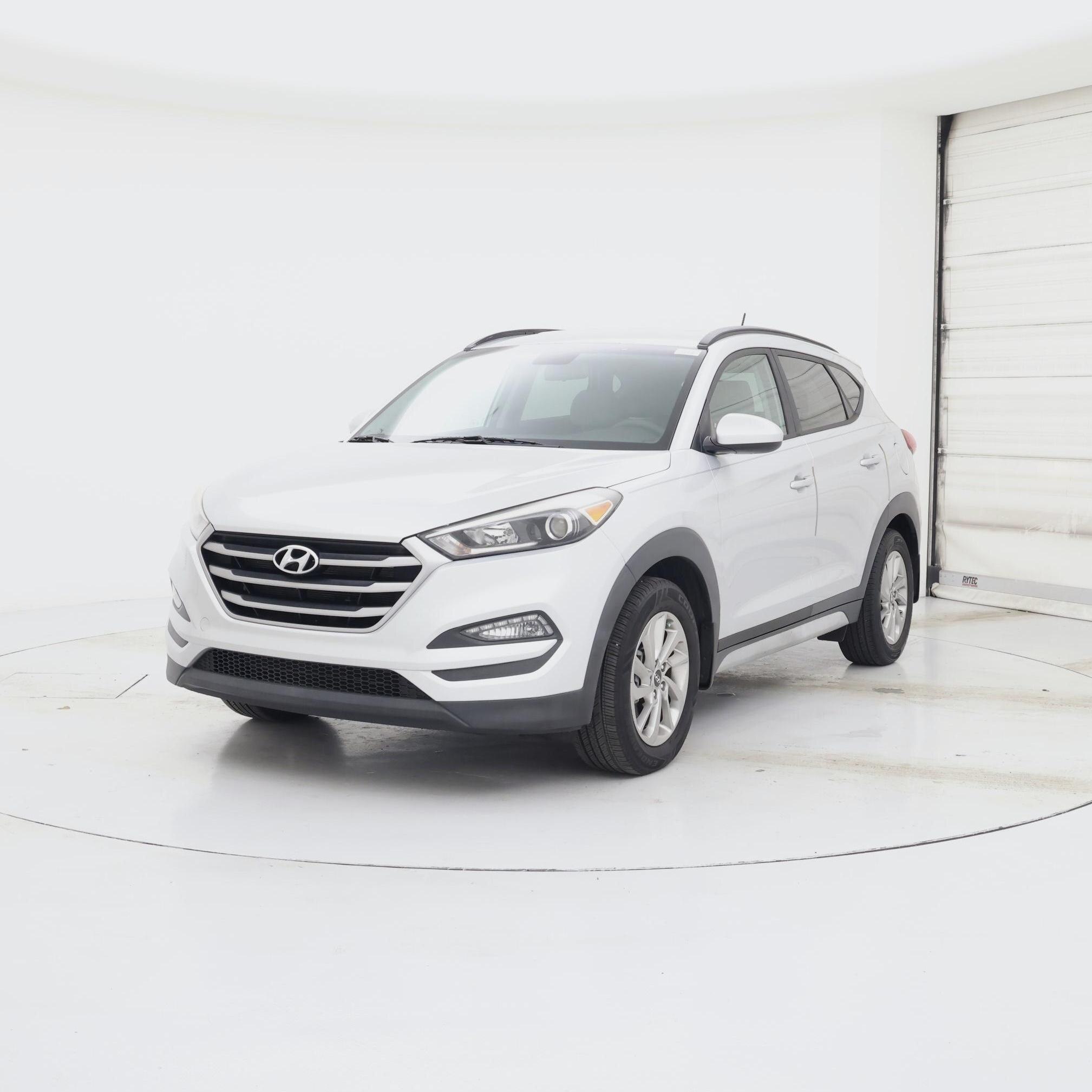 Thumbnail: 2017 Hyundai Tucson - 4