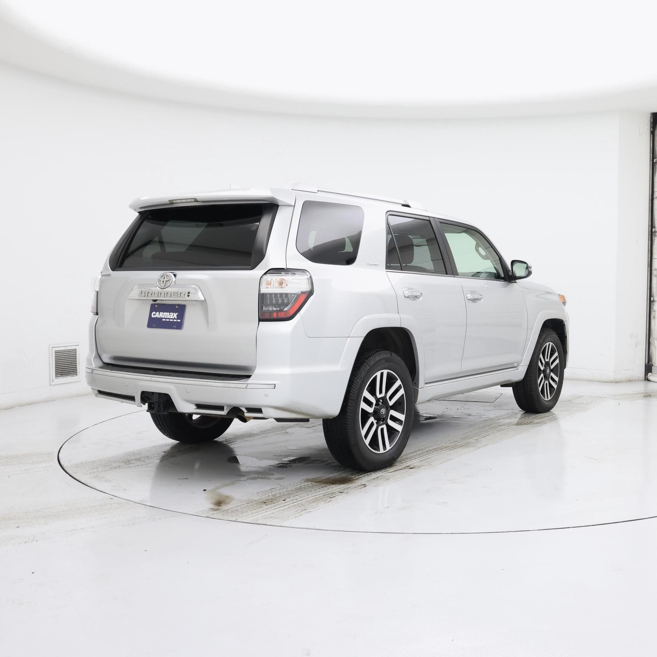 Thumbnail: 2023 Toyota 4Runner - 8