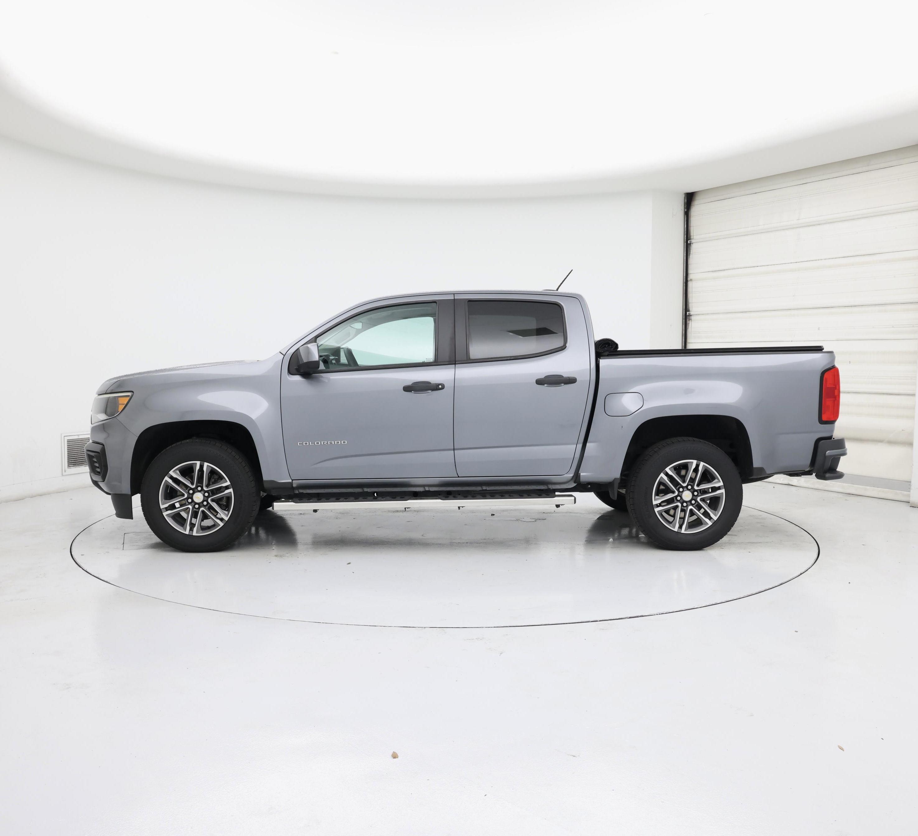 Thumbnail: 2021 Chevrolet Colorado - 3