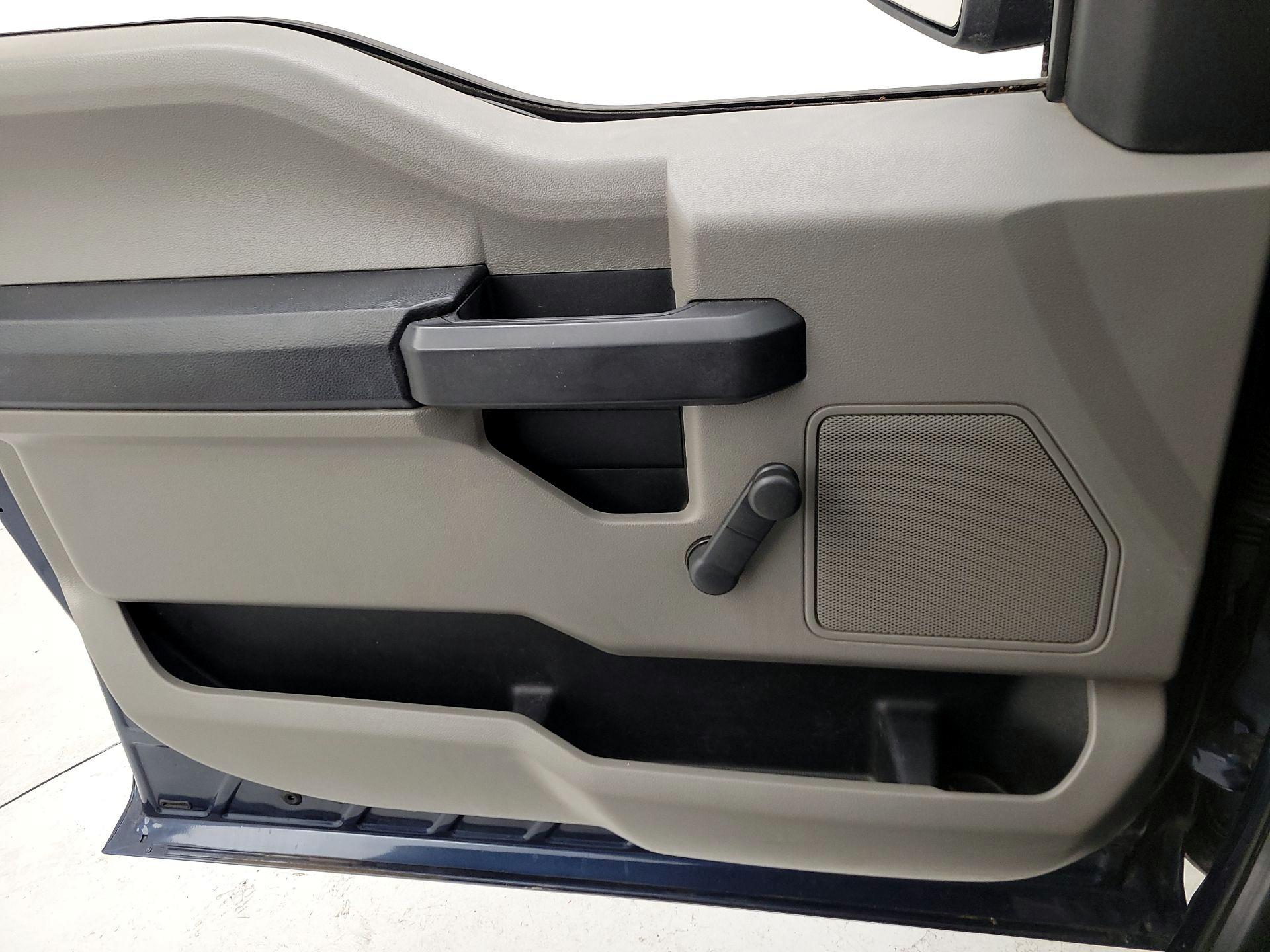 Thumbnail: 2016 Ford F-150 - 12