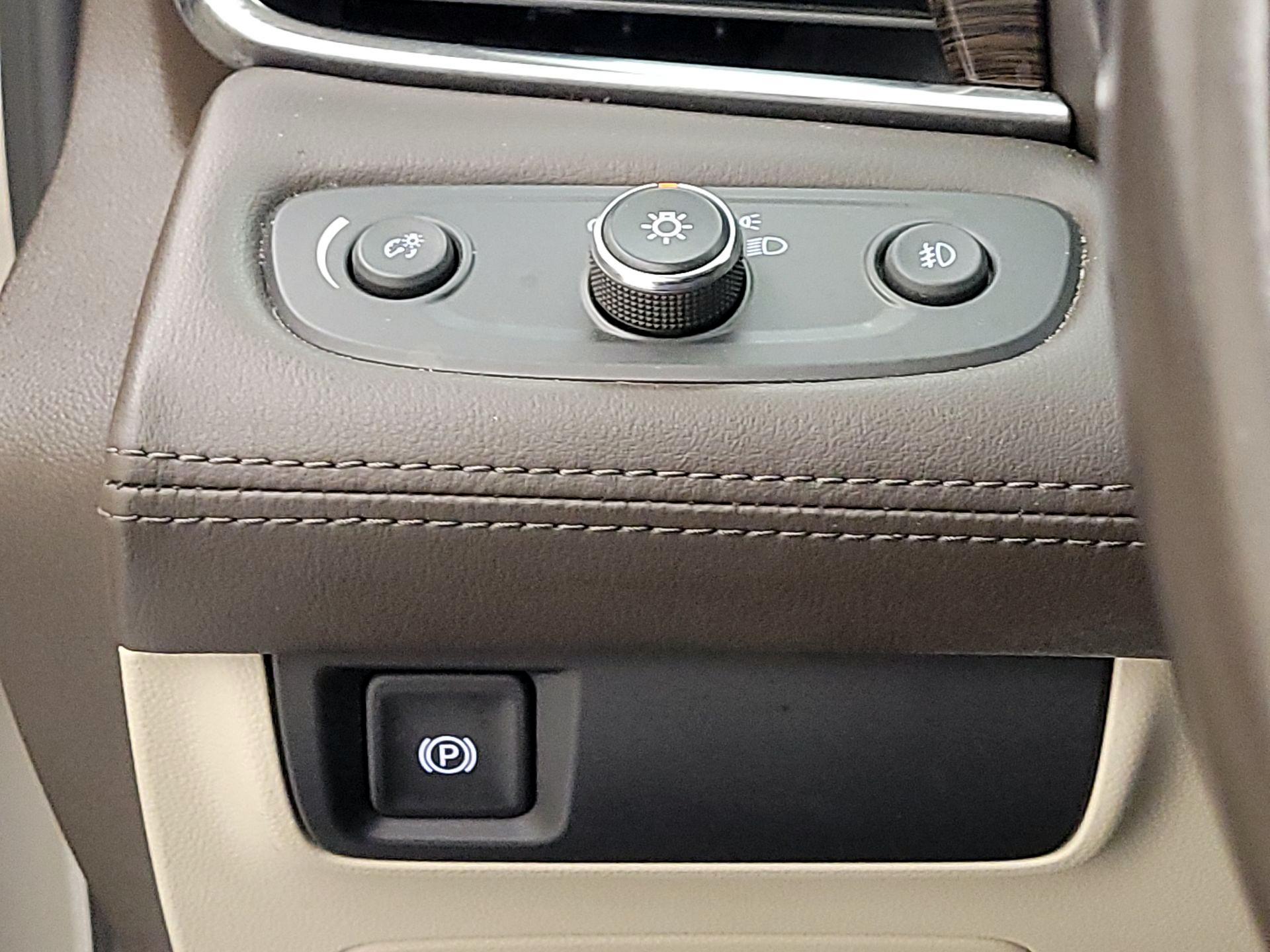 Thumbnail: 2017 Buick LaCrosse - 13