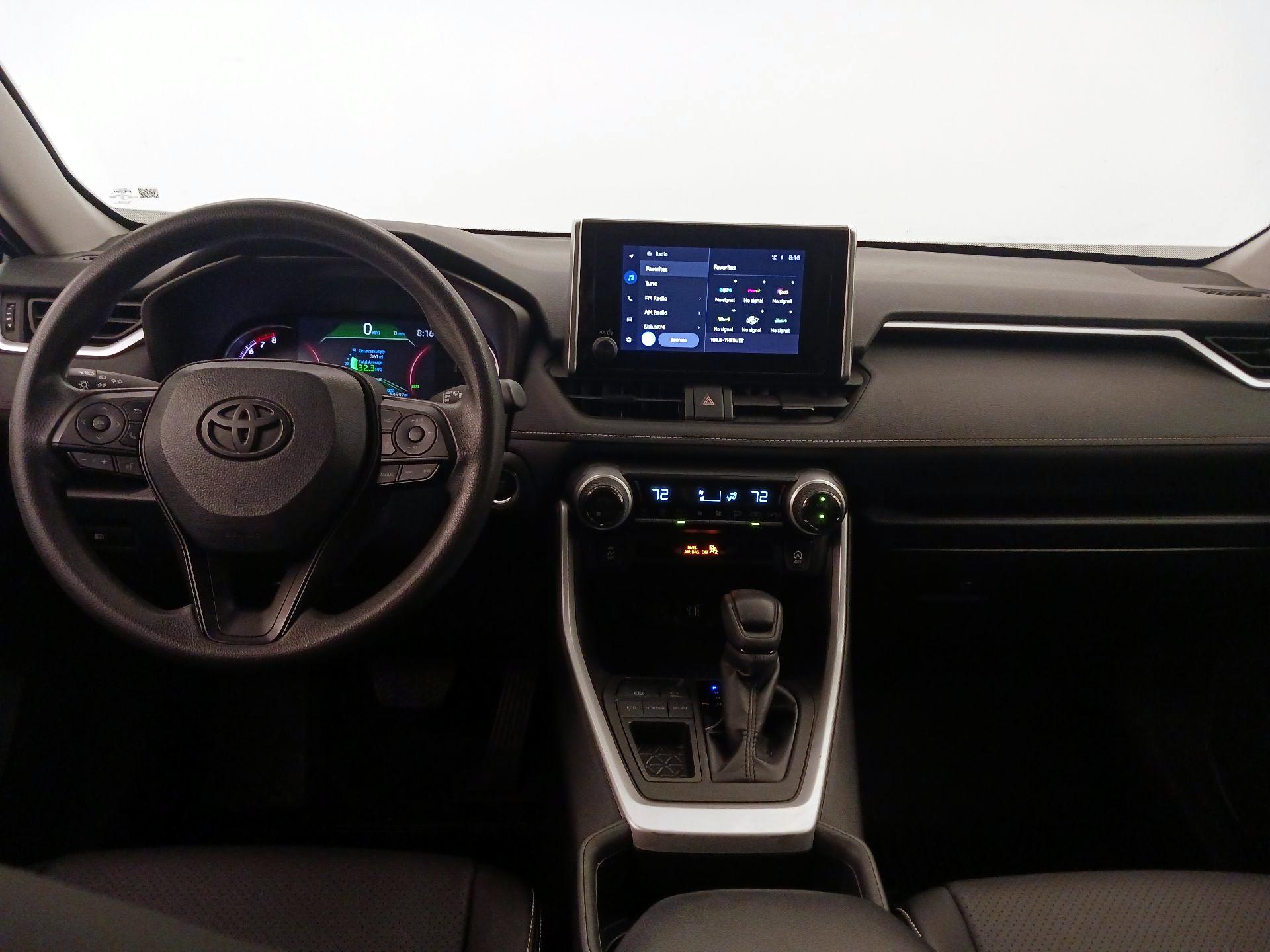 Thumbnail: 2024 Toyota RAV4 - 9